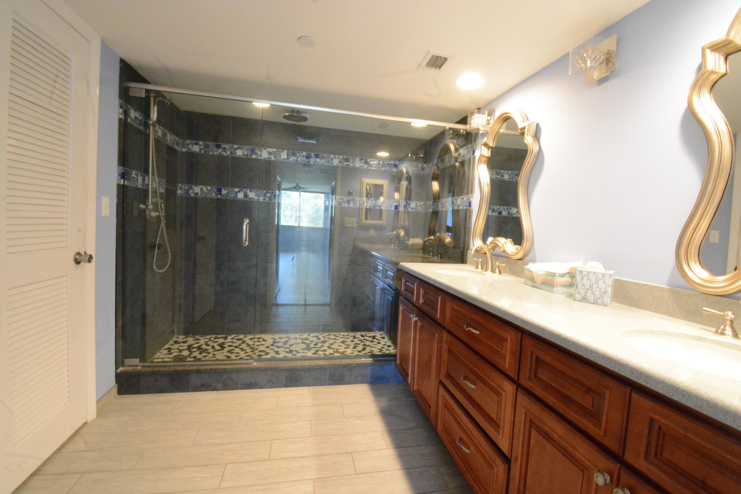 1000 N Us Highway 1 Ba305 Ba305