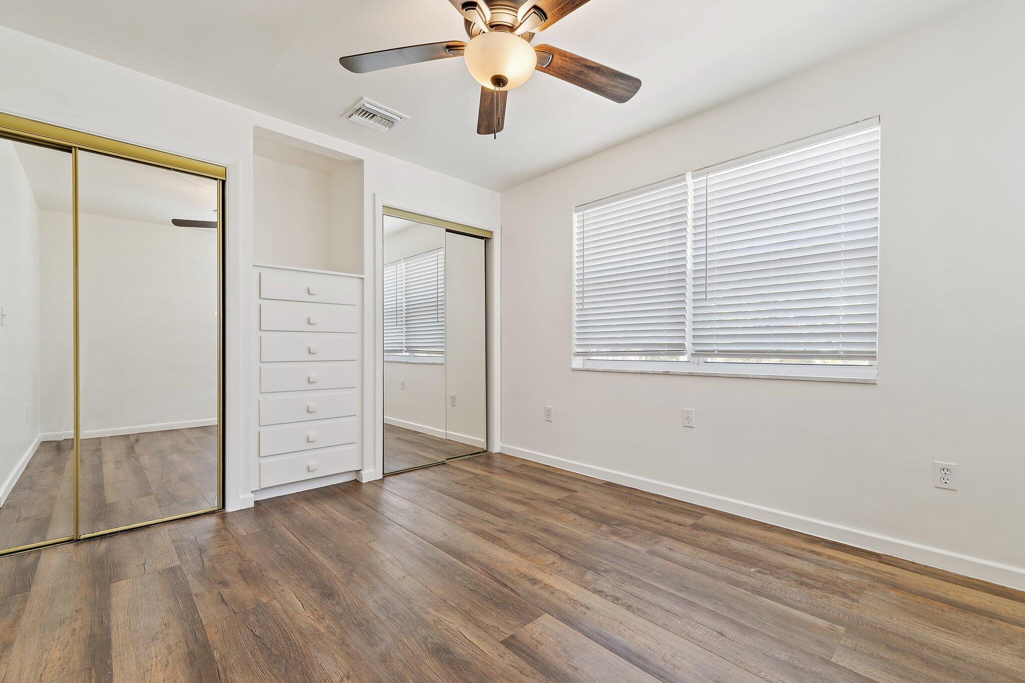 19147 SE Hillcrest Drive B