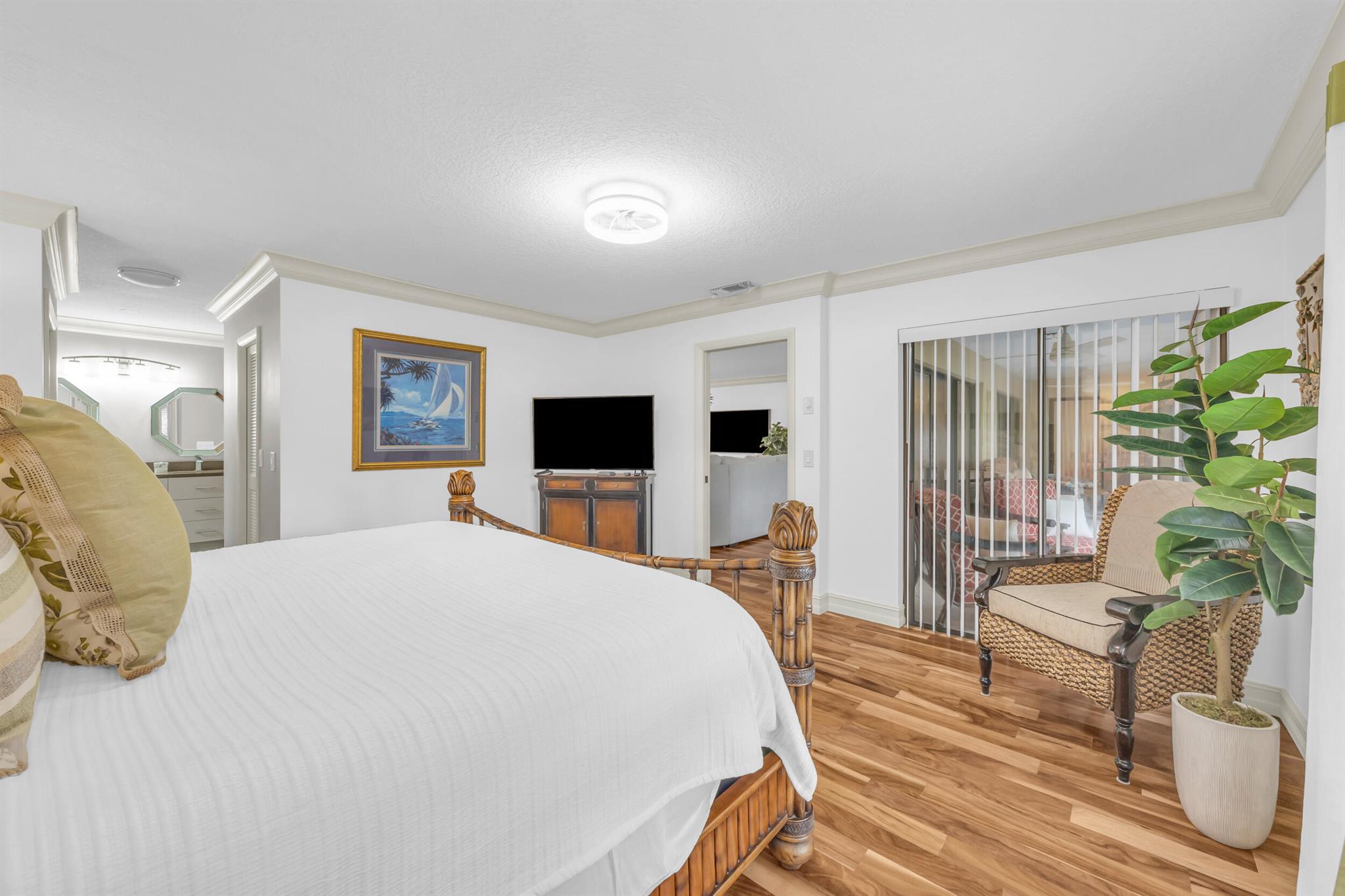 25 SE Turtle Creek Drive B