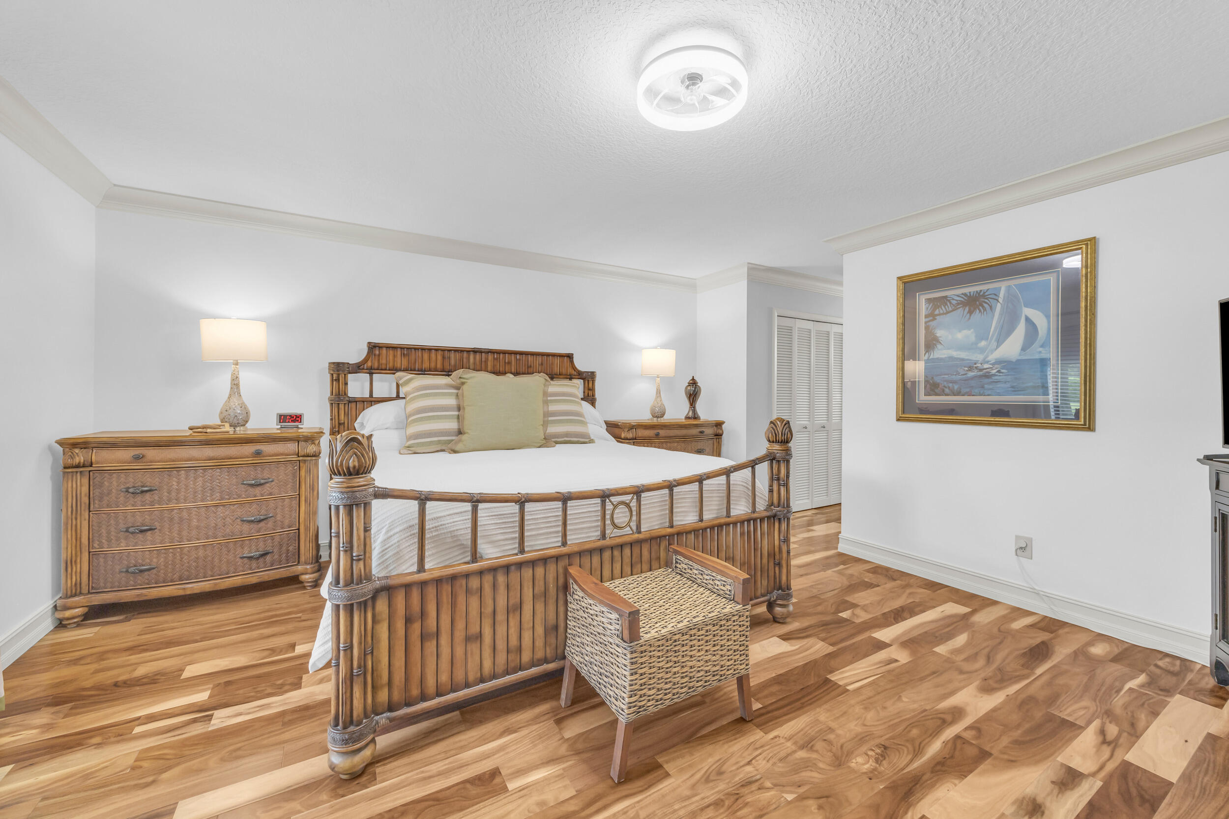 25 SE Turtle Creek Drive B