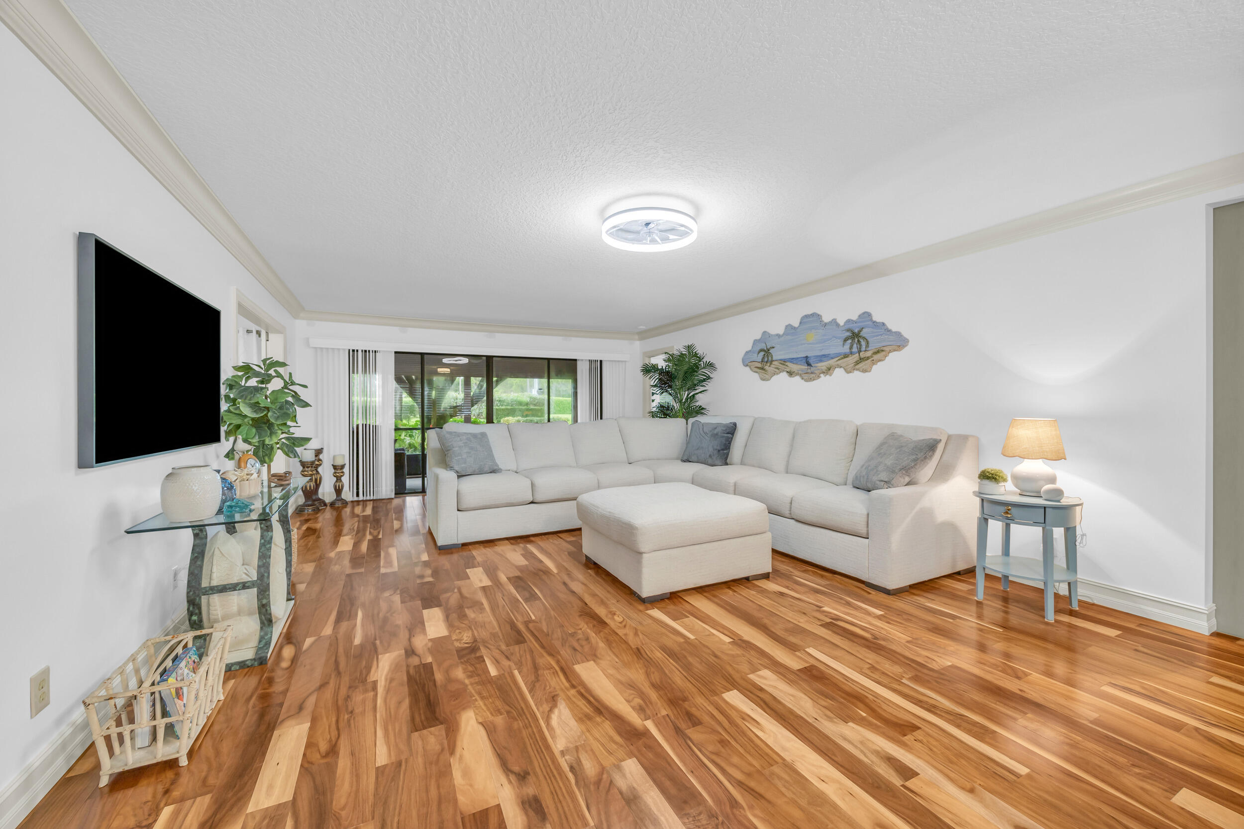 25 SE Turtle Creek Drive B