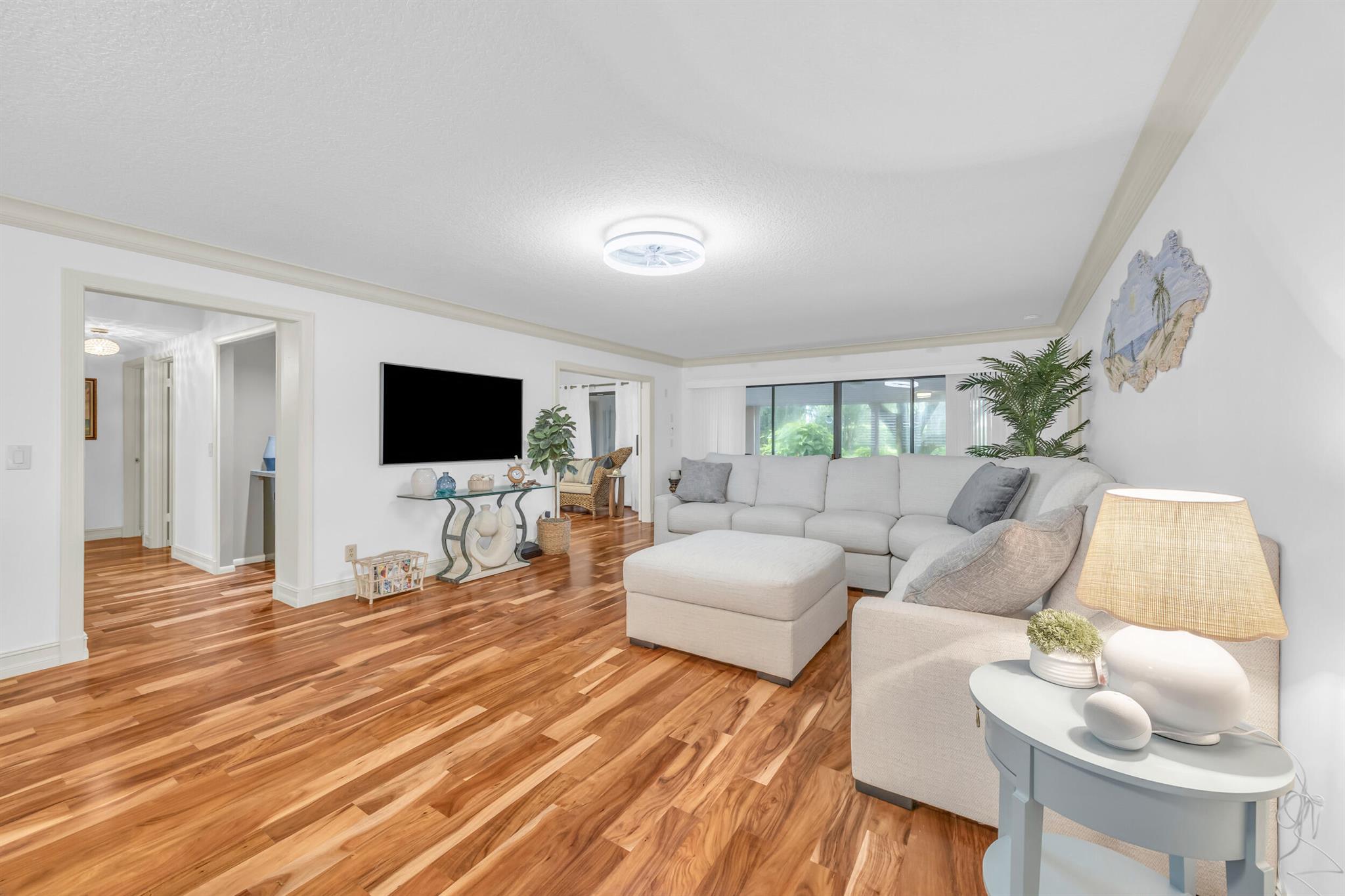 25 SE Turtle Creek Drive B