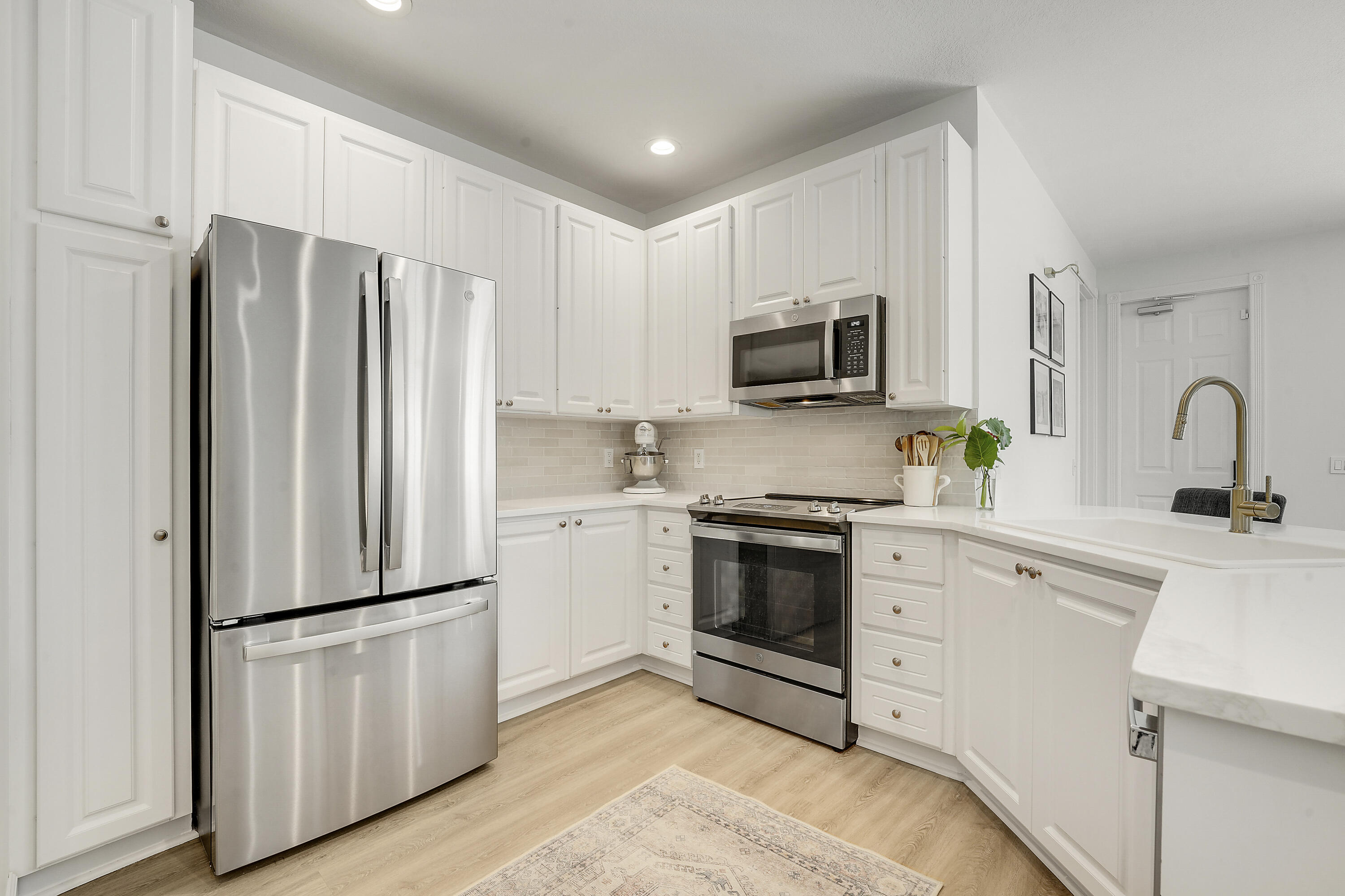 123 Date Palm Drive
