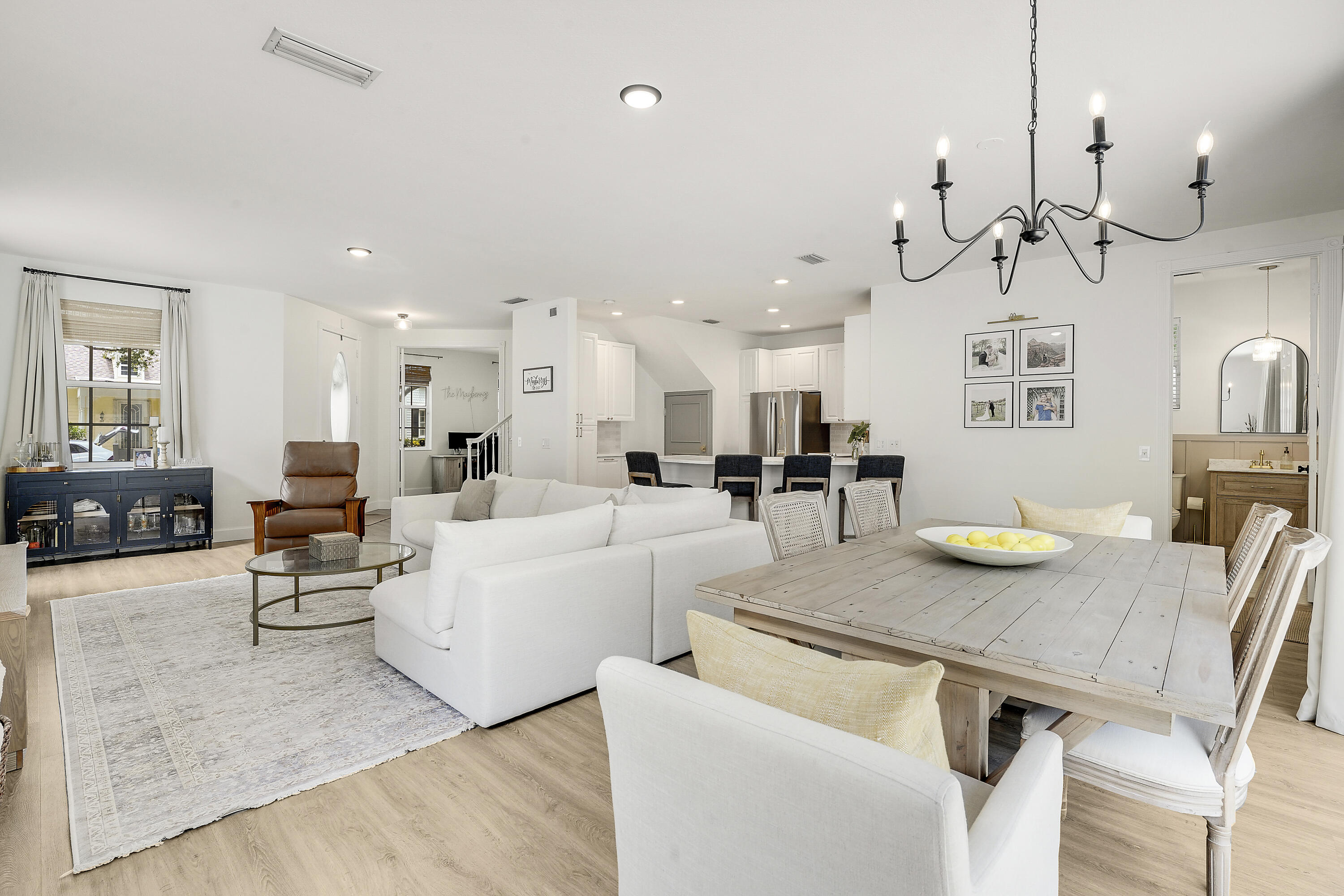 123 Date Palm Drive