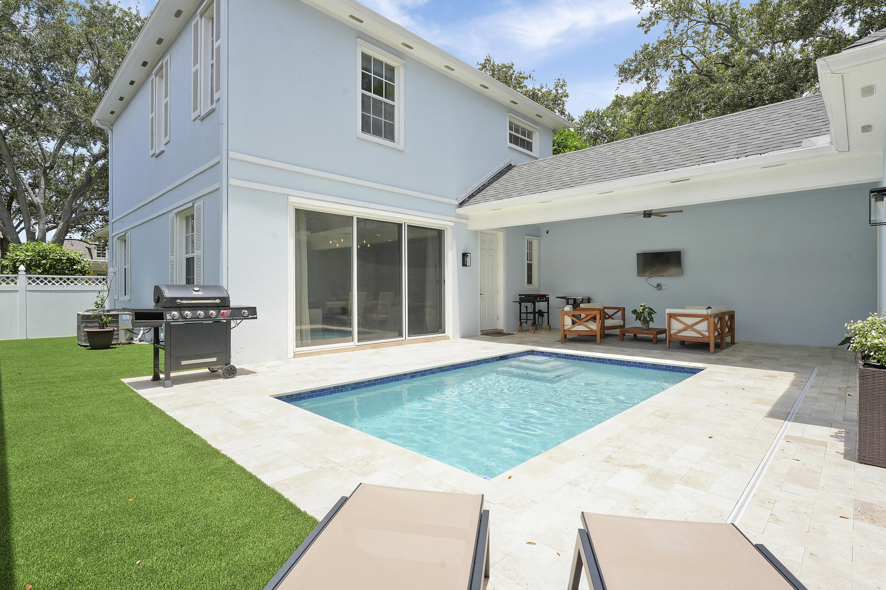123 Date Palm Drive