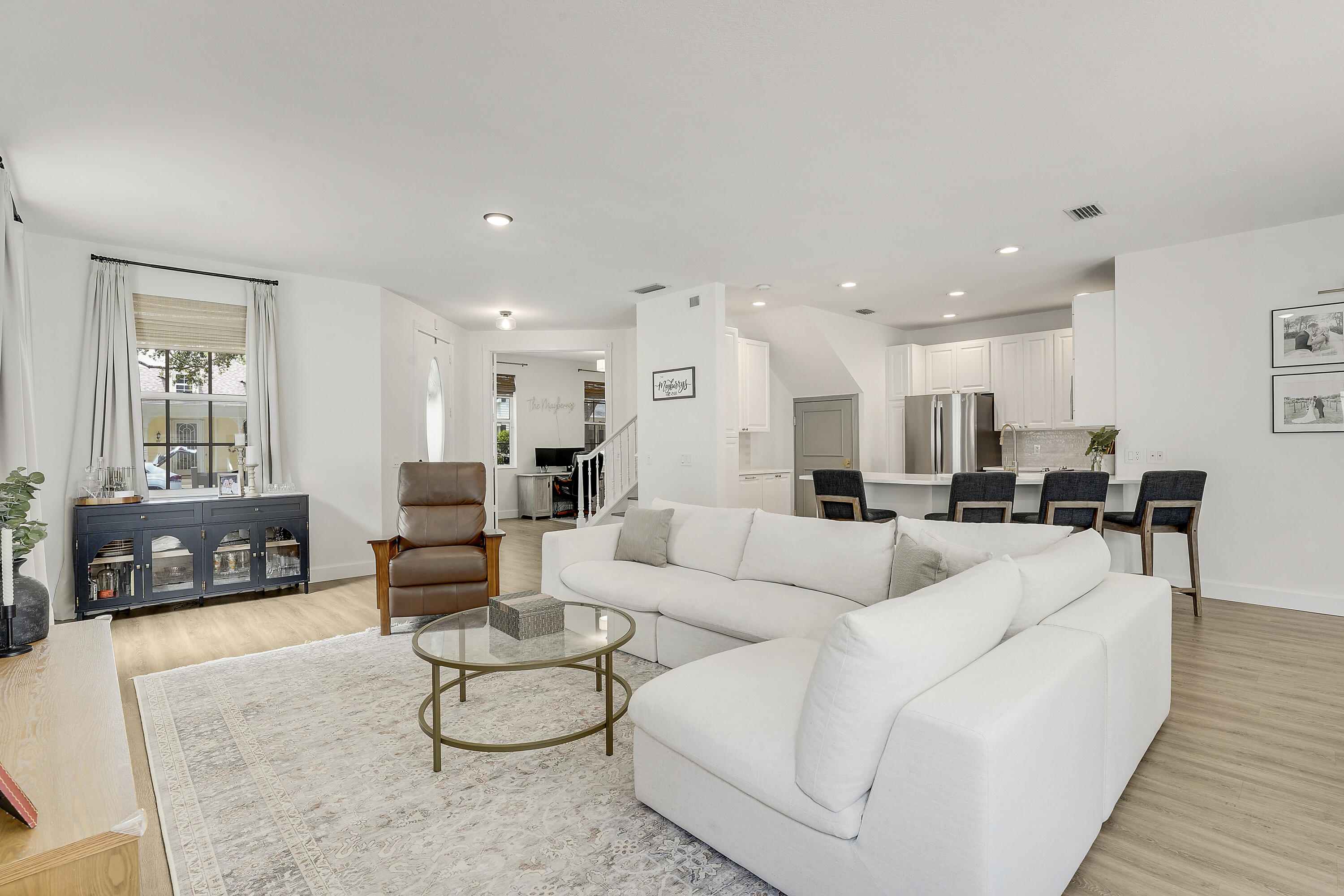 123 Date Palm Drive