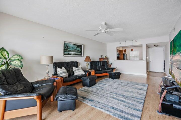 1950 SW Palm City Road 1202