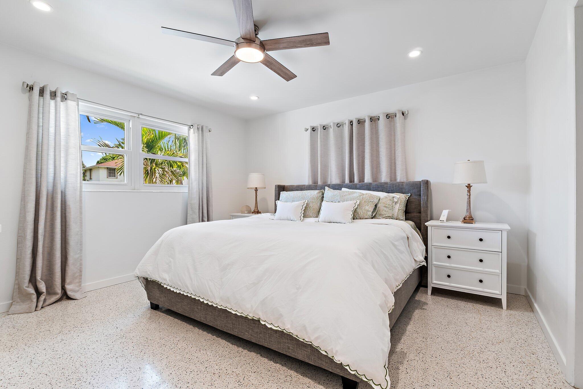 2449 Palm Road