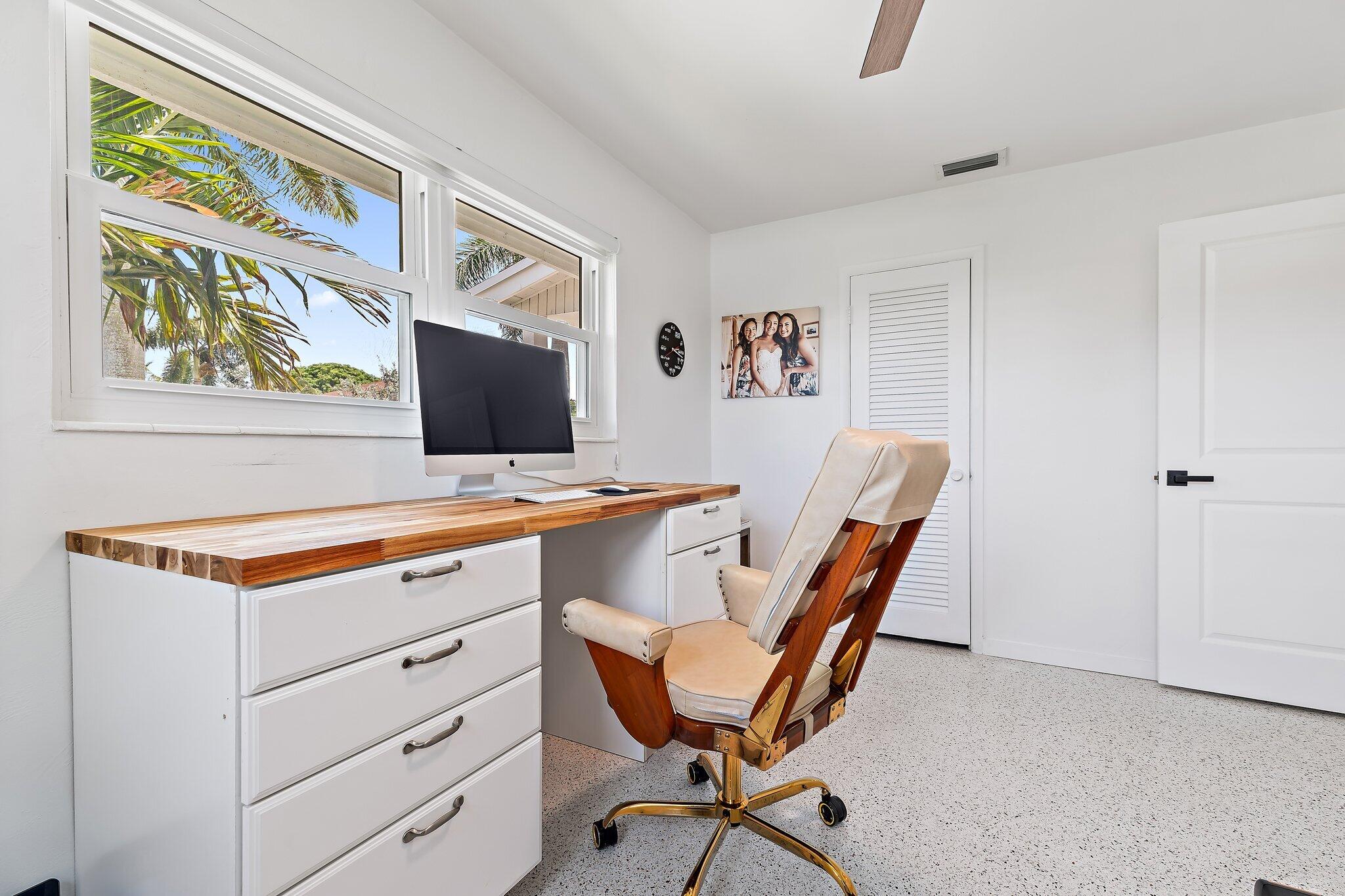 2449 Palm Road