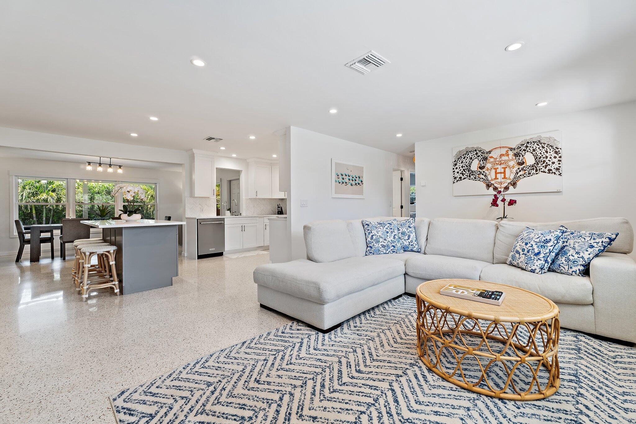2449 Palm Road