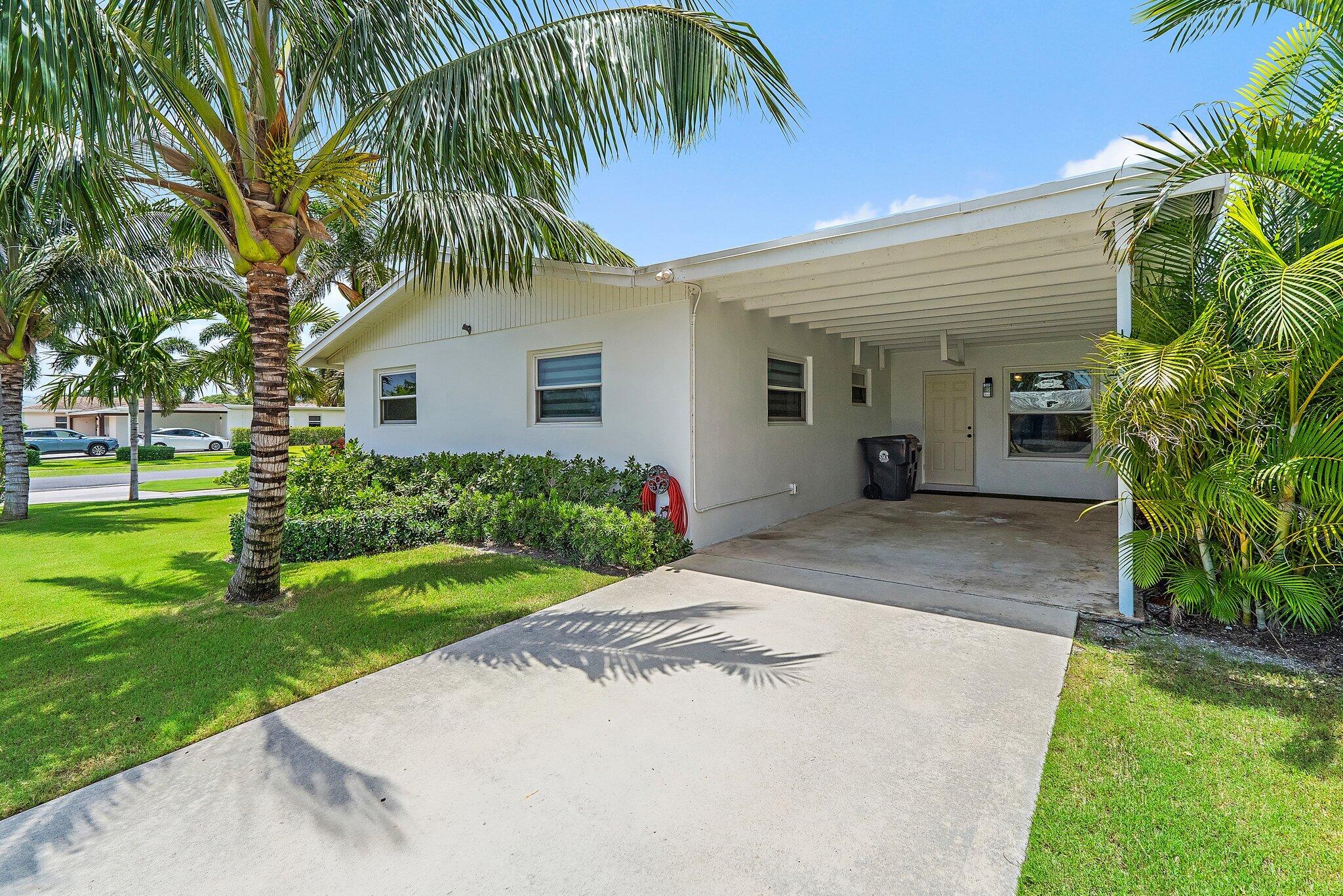 2449 Palm Road
