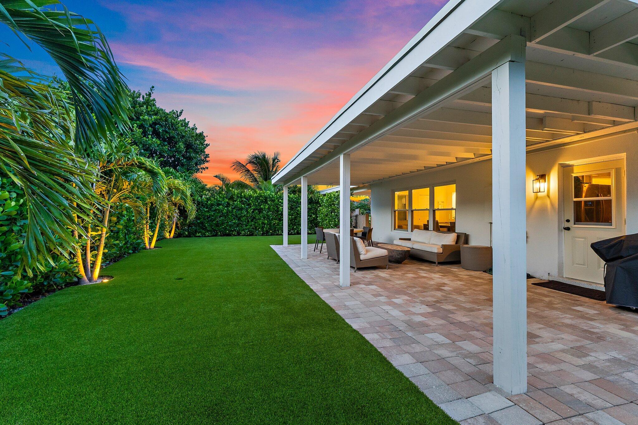 2449 Palm Road