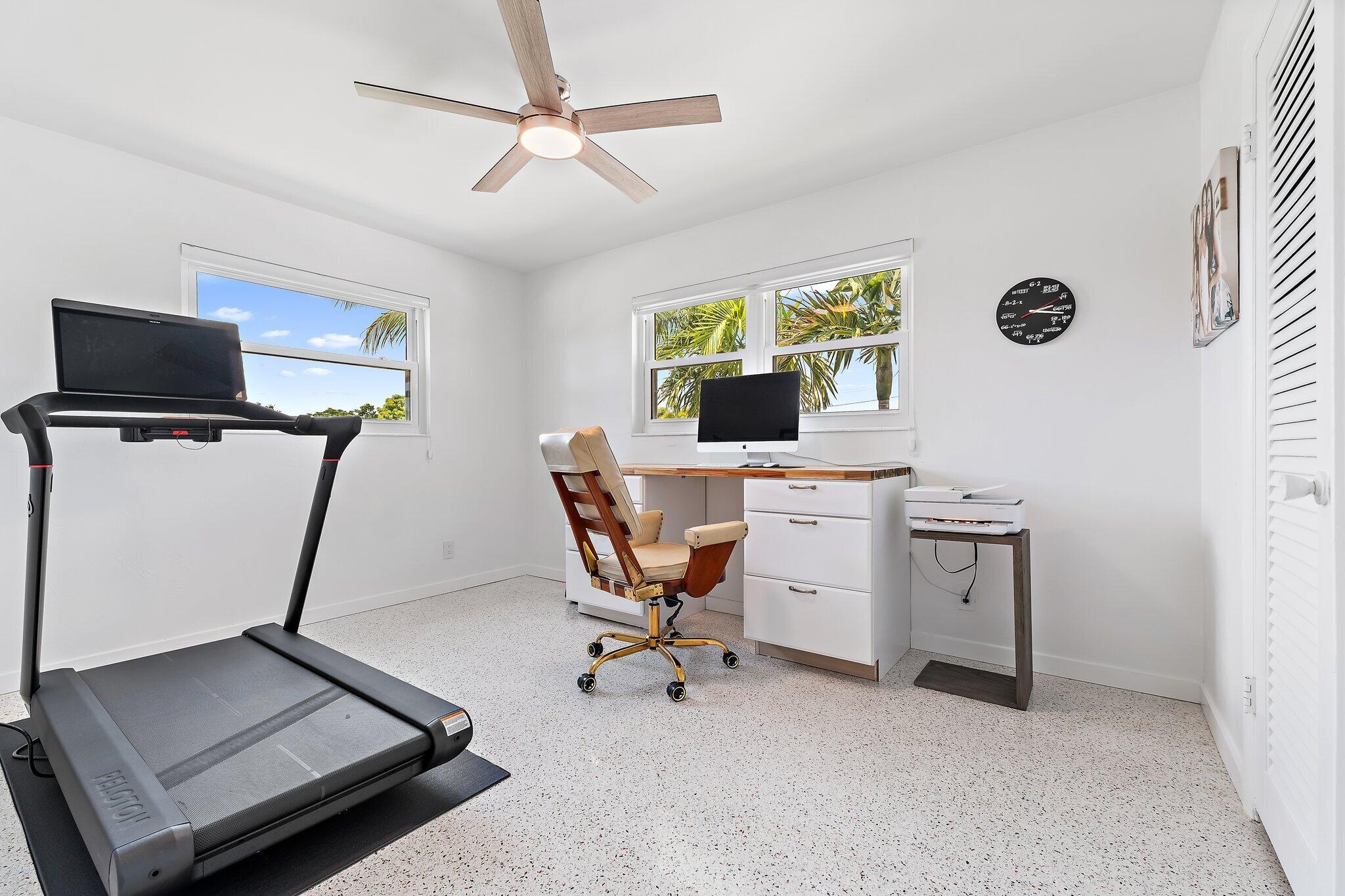 2449 Palm Road