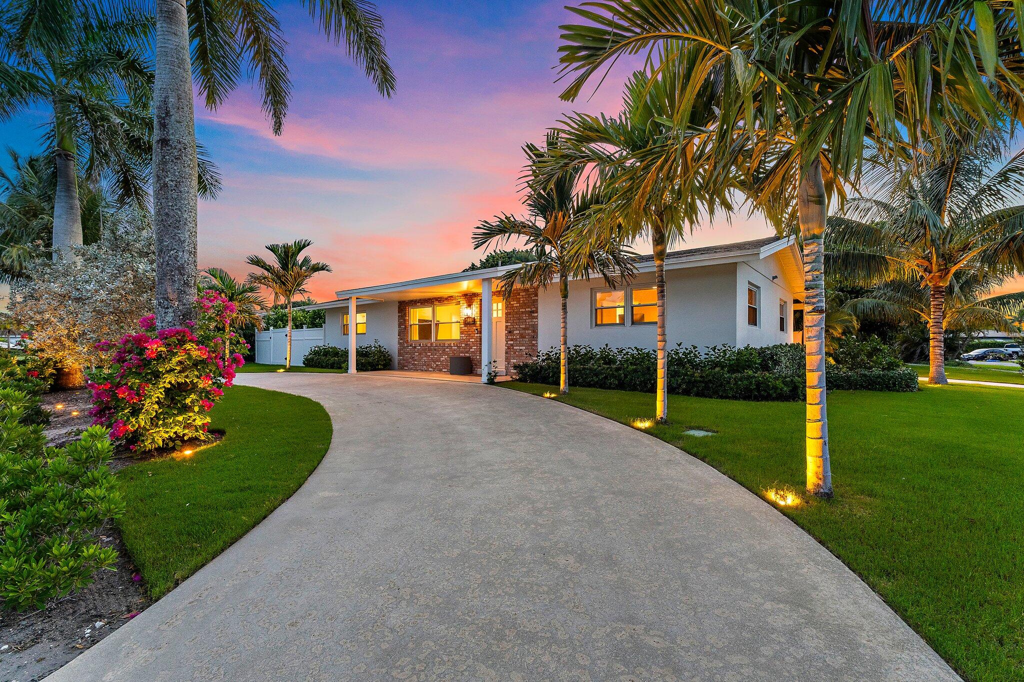 2449 Palm Road