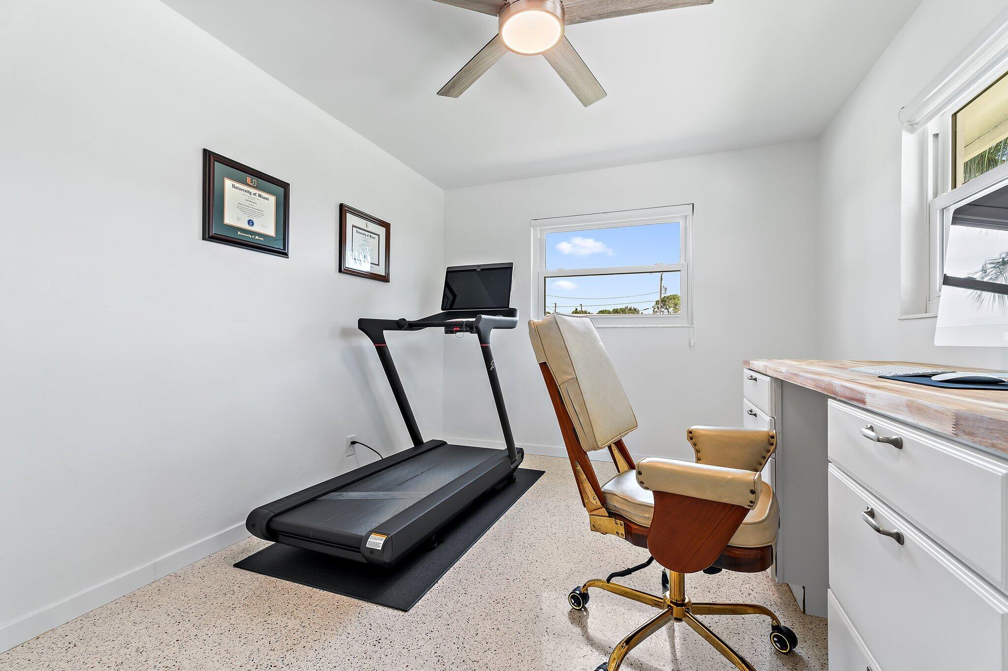 2449 Palm Road
