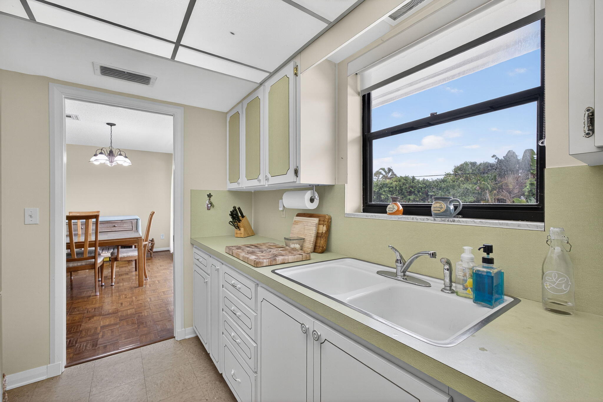 20 SE Turtle Creek Drive F