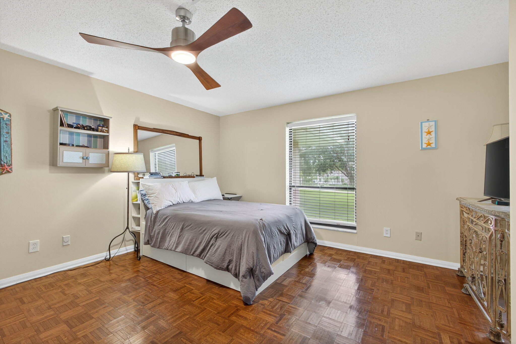 20 SE Turtle Creek Drive F