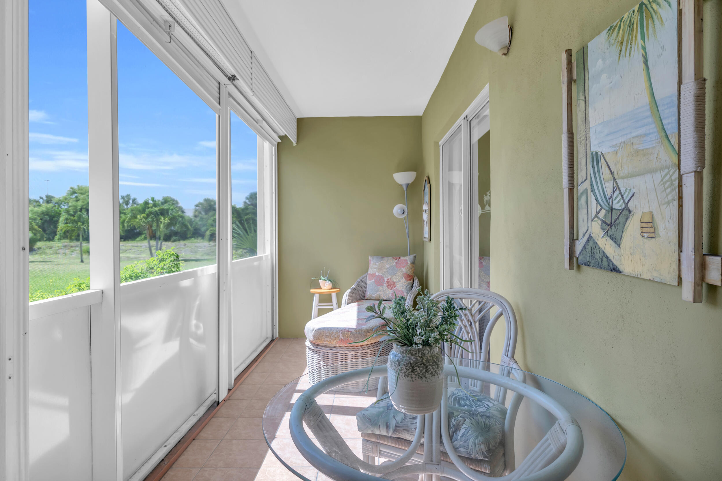 2724 Garden Drive S 108