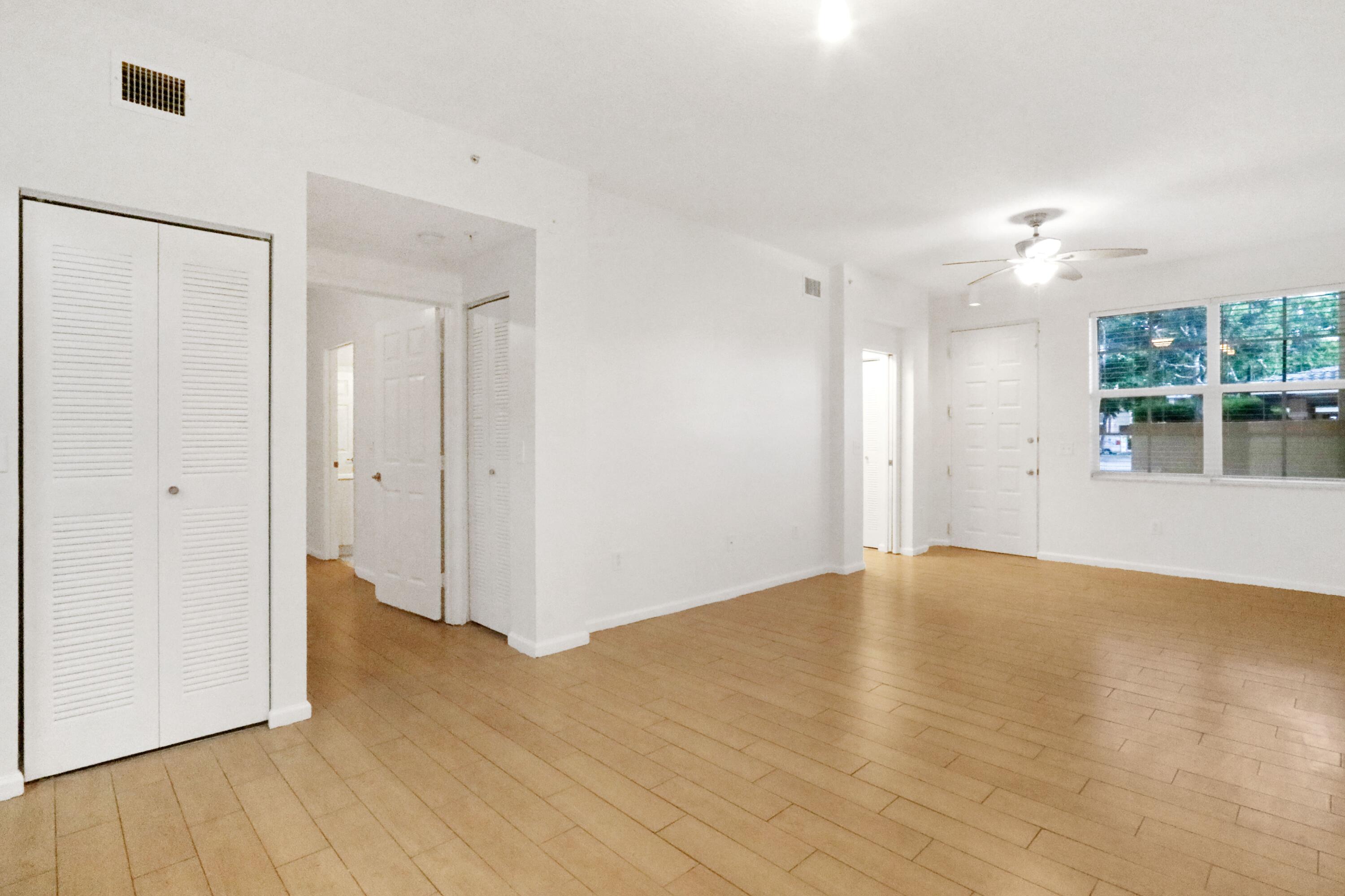 4784 S Central Boulevard 10