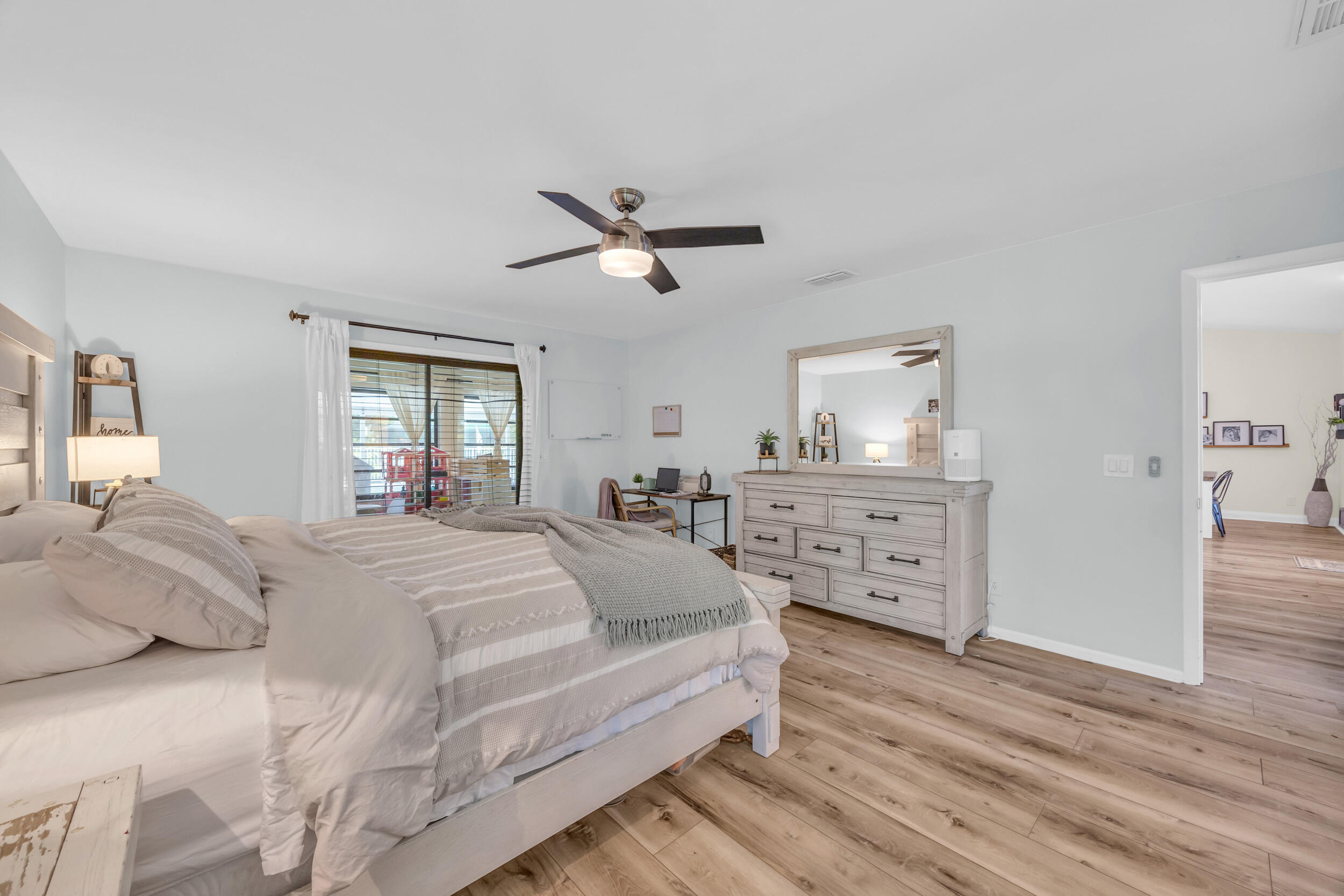 6558 SE Roanoke Court