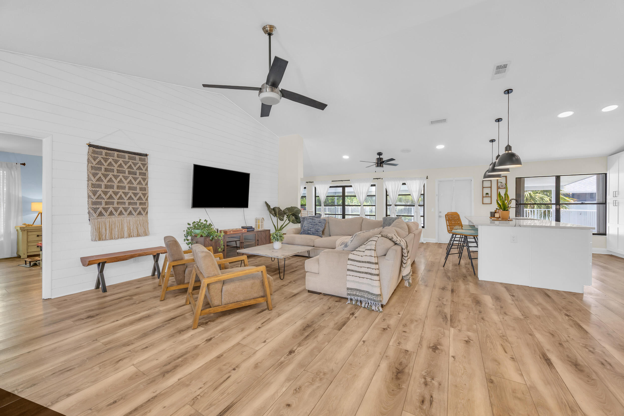 6558 SE Roanoke Court