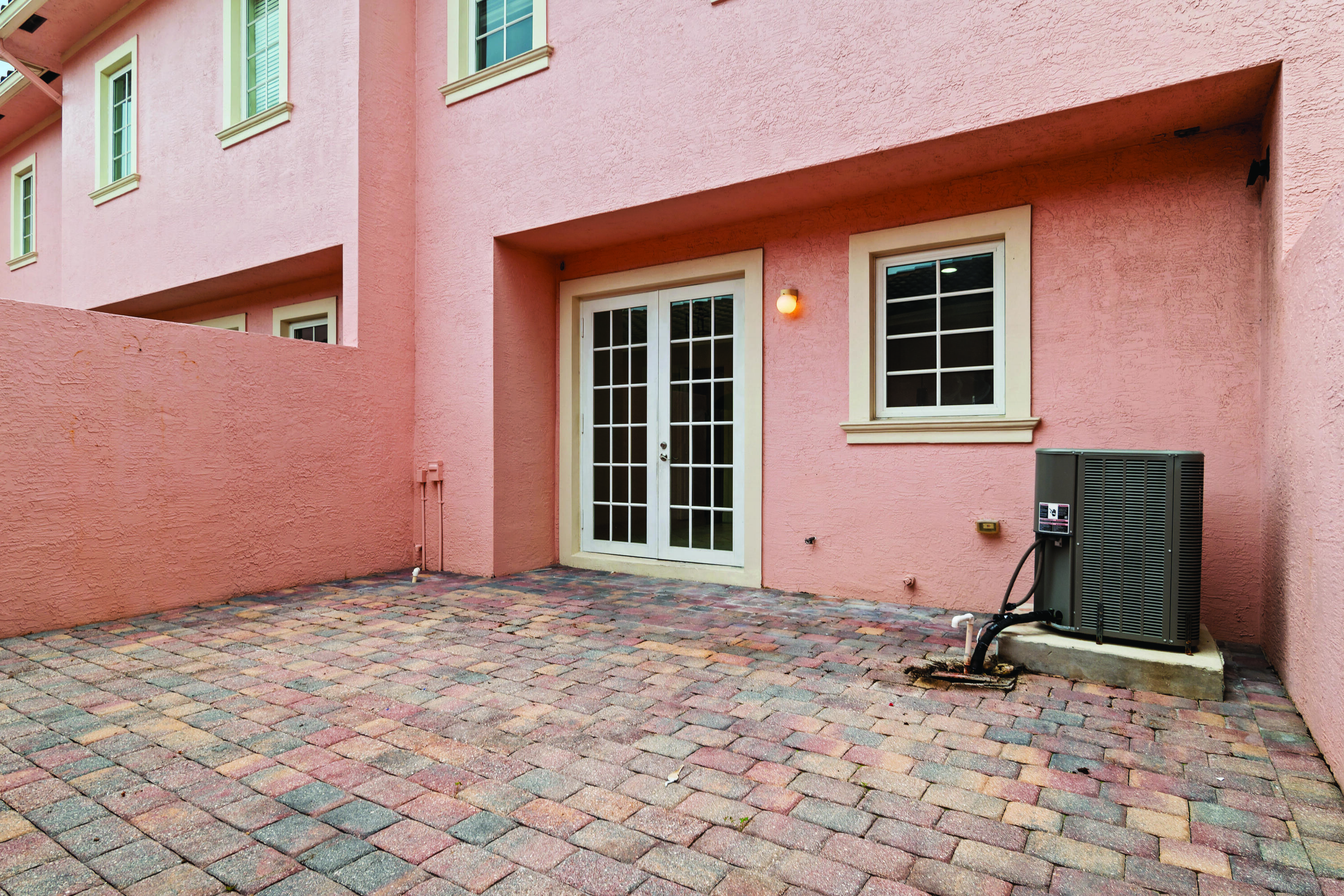 737 Dakota Drive