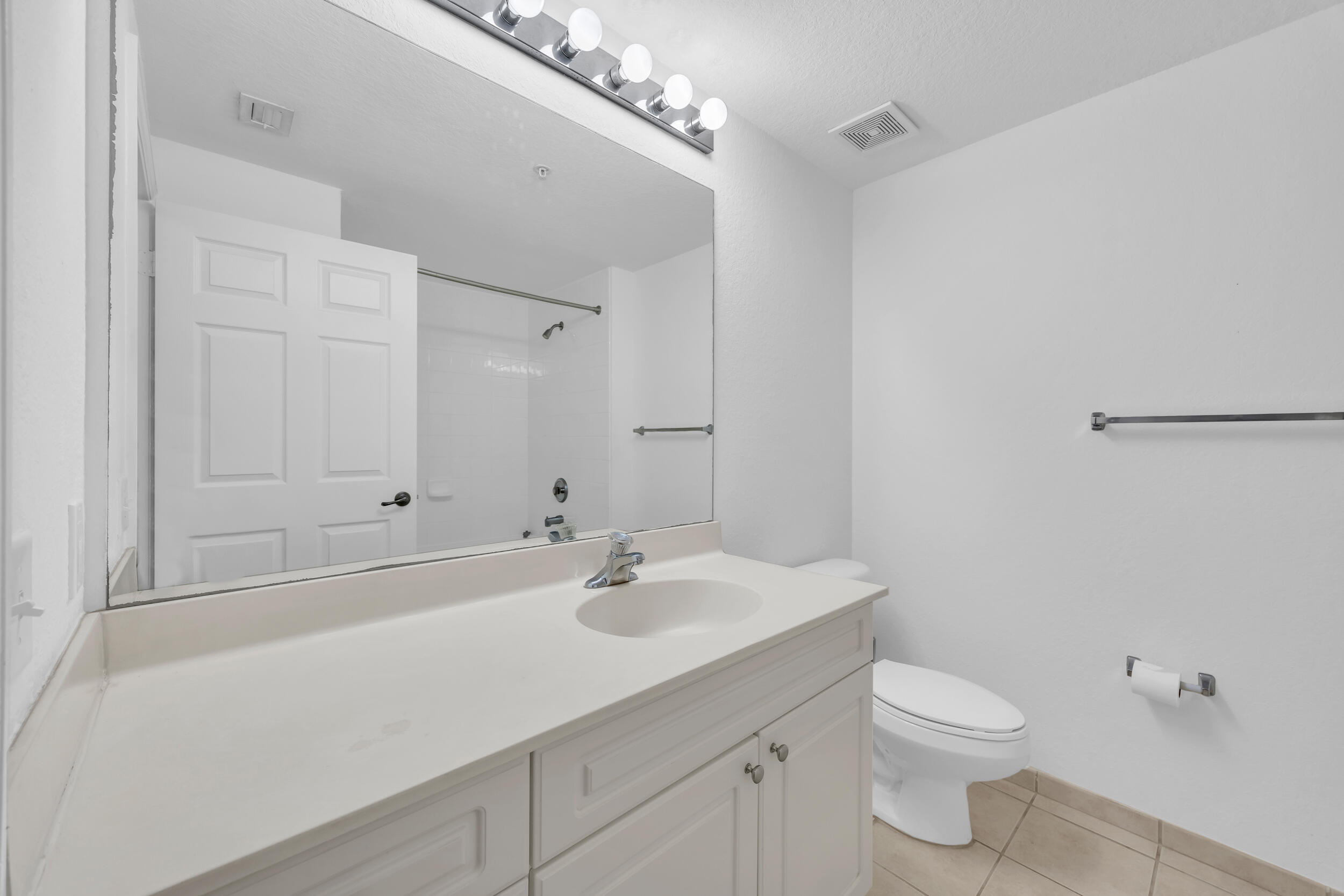 3022 Alcazar Place 104