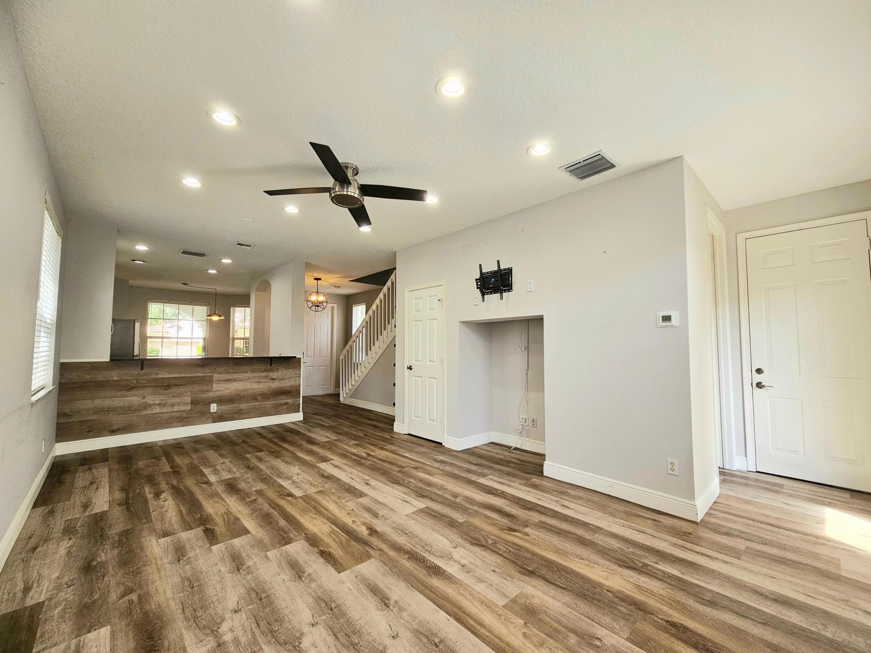 318 September Street