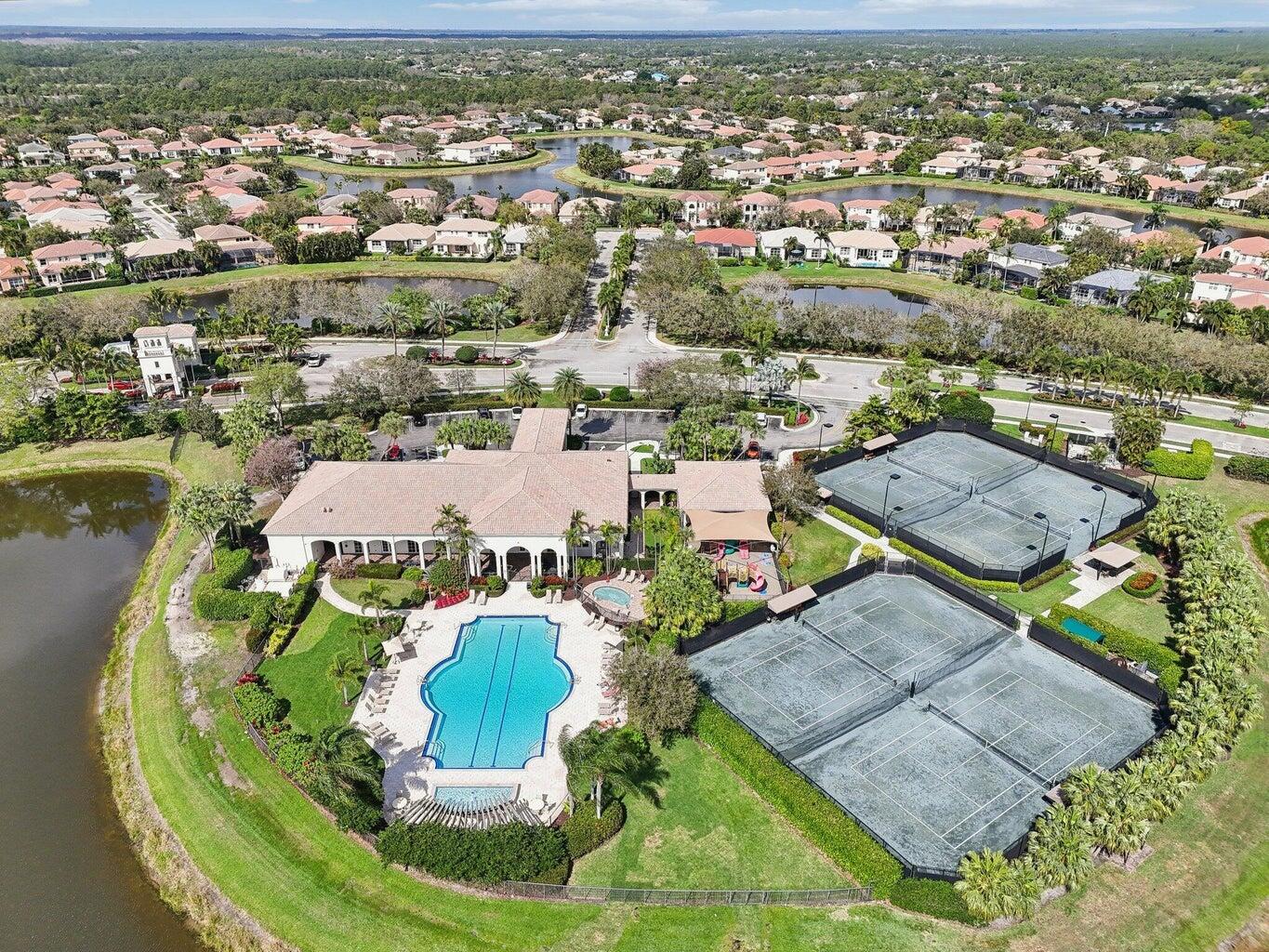 101 Isle Verde Way