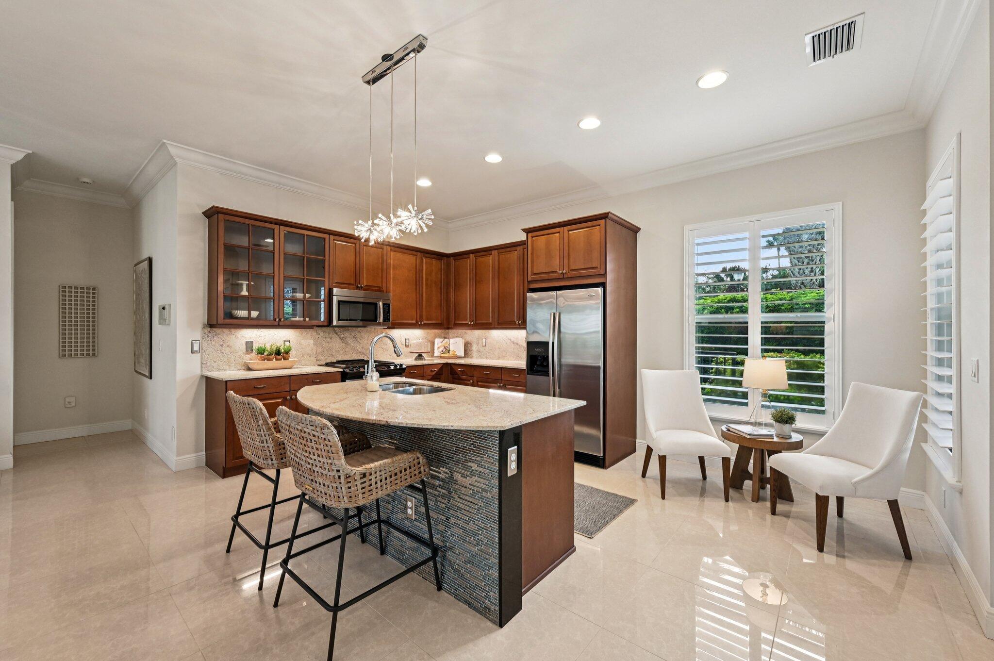 101 Isle Verde Way