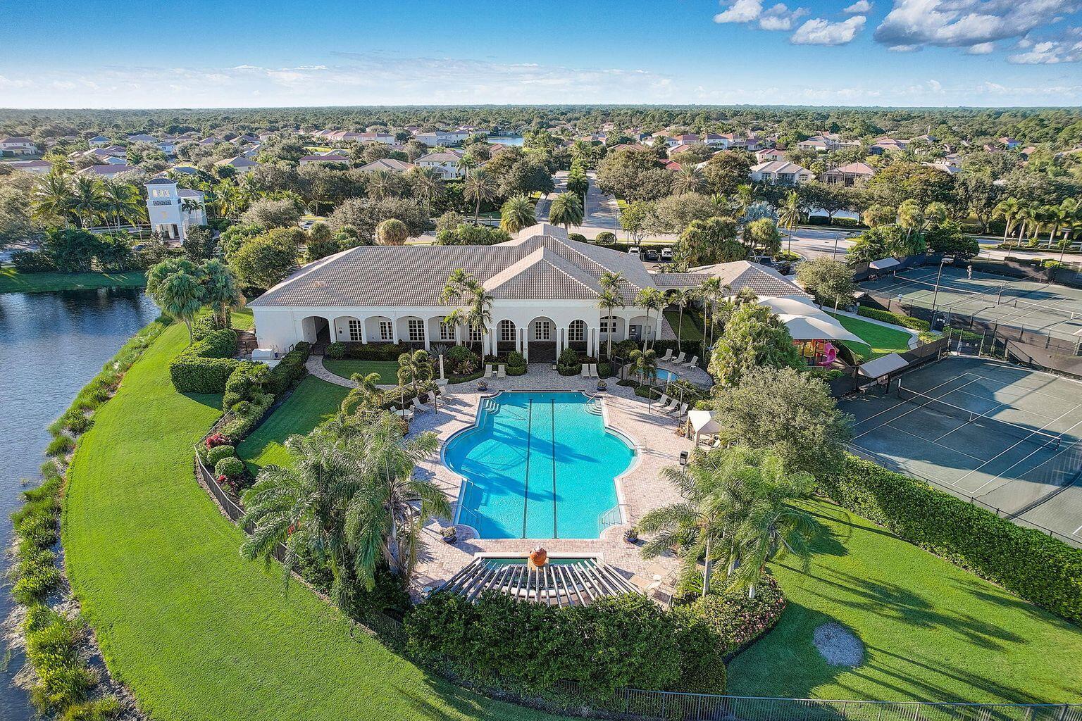 101 Isle Verde Way