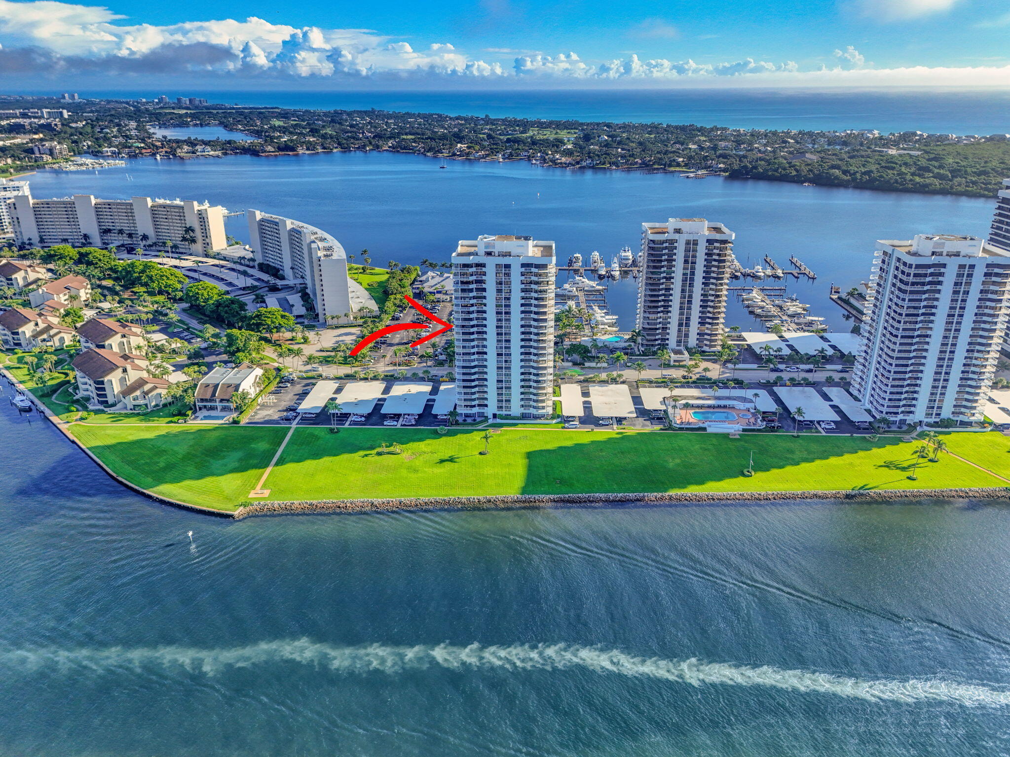 123 Lakeshore Drive 1544