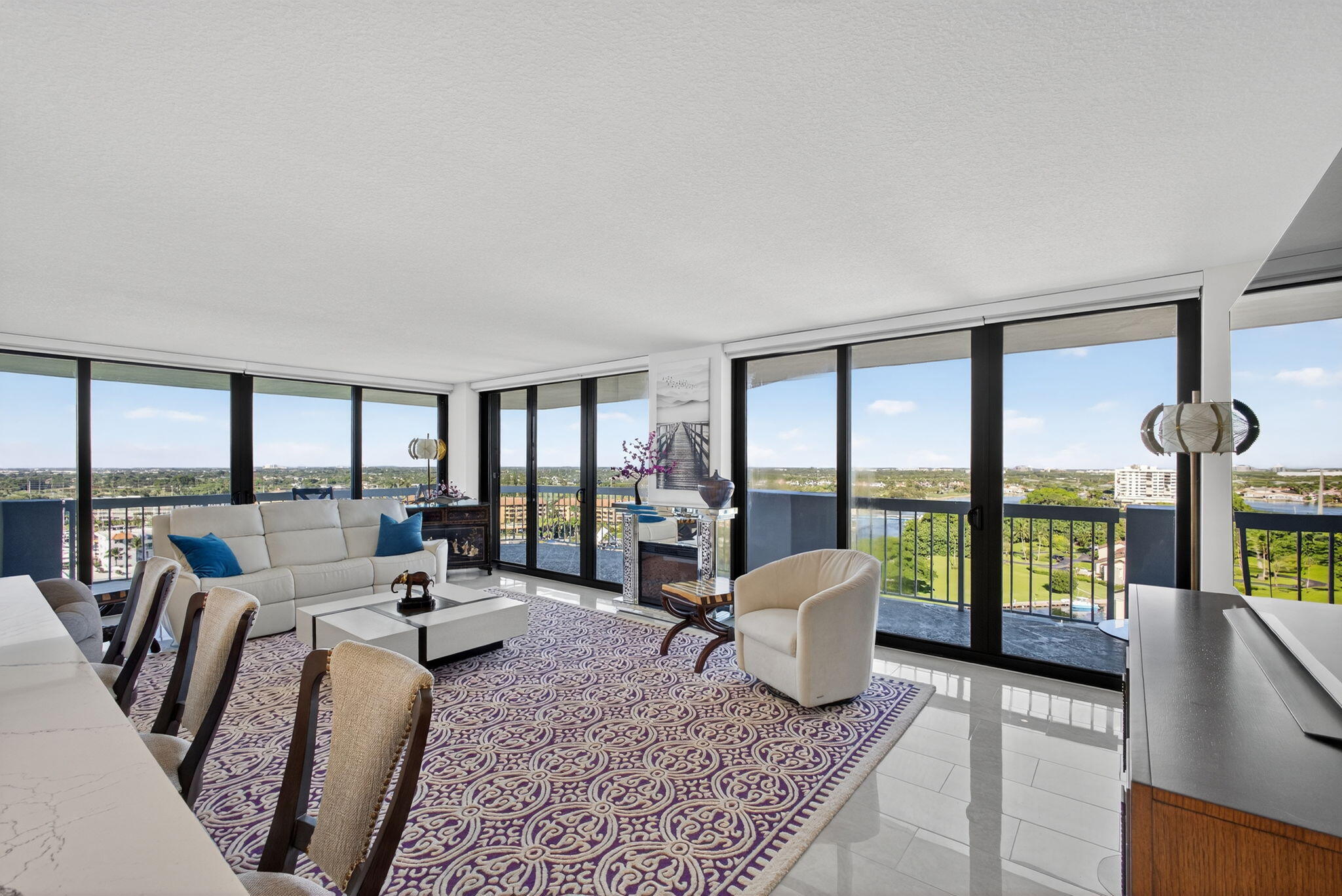 123 Lakeshore Drive 1544