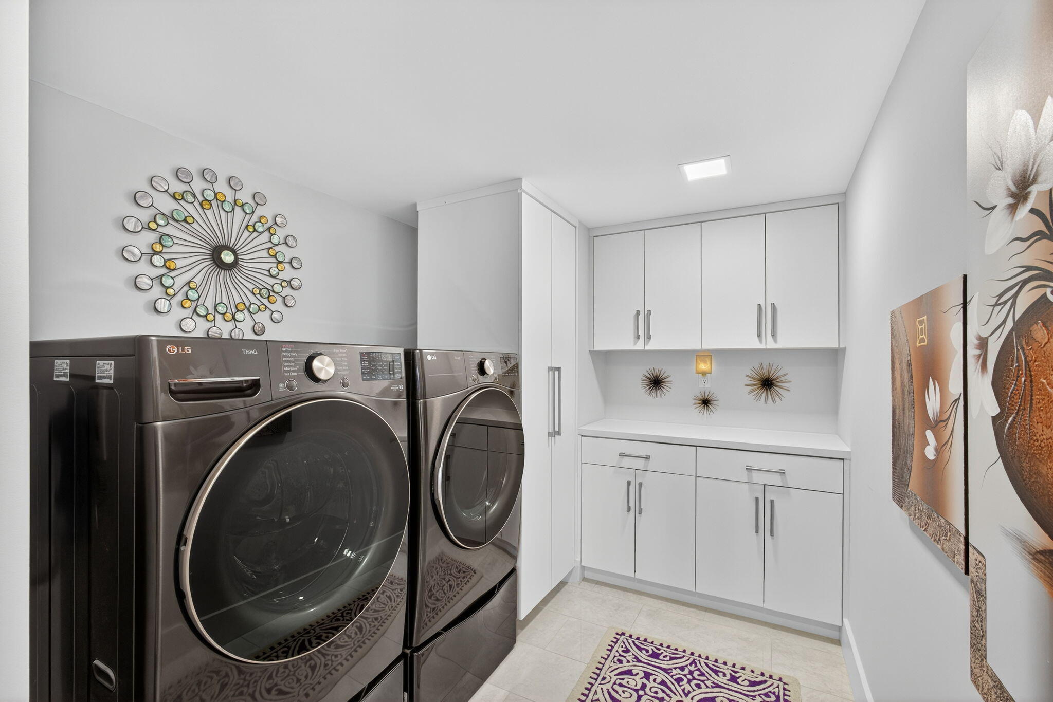 123 Lakeshore Drive 1544