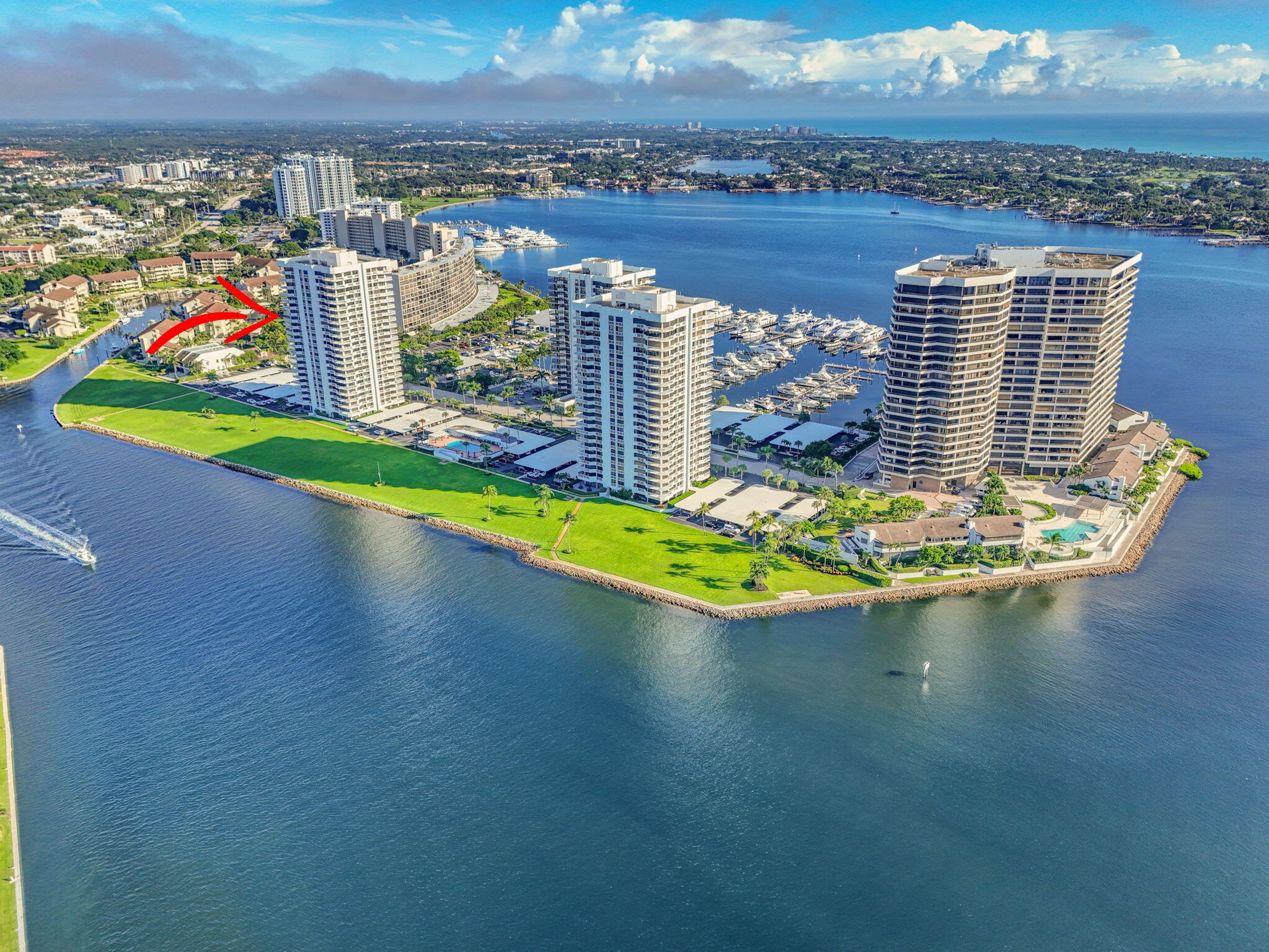 123 Lakeshore Drive 1544