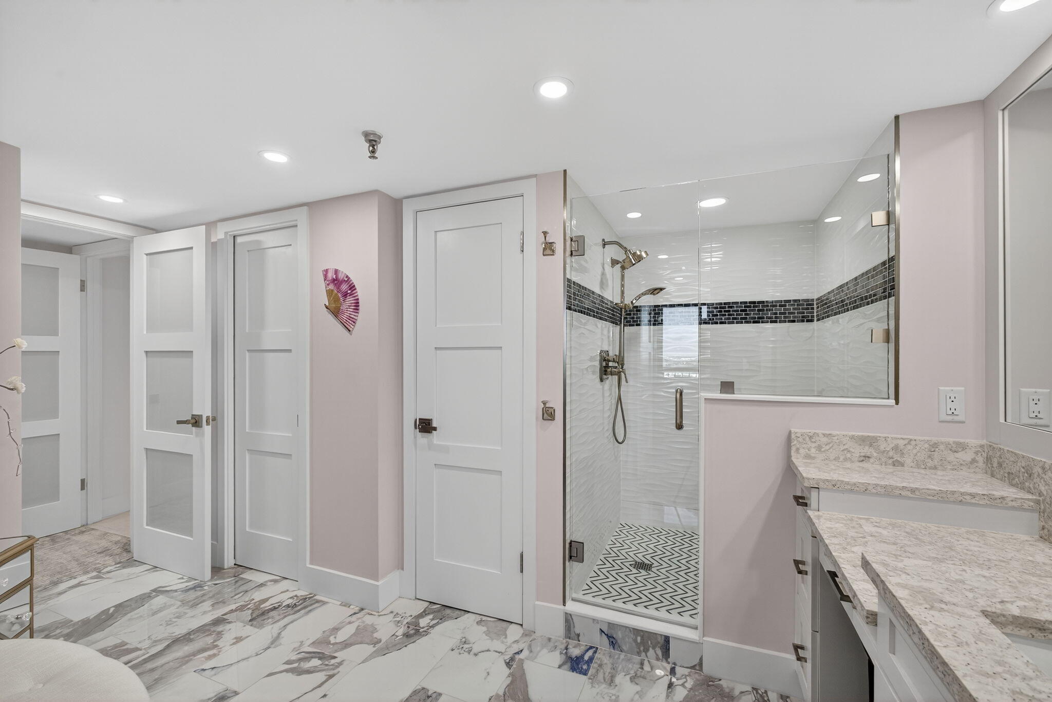 123 Lakeshore Drive 1544