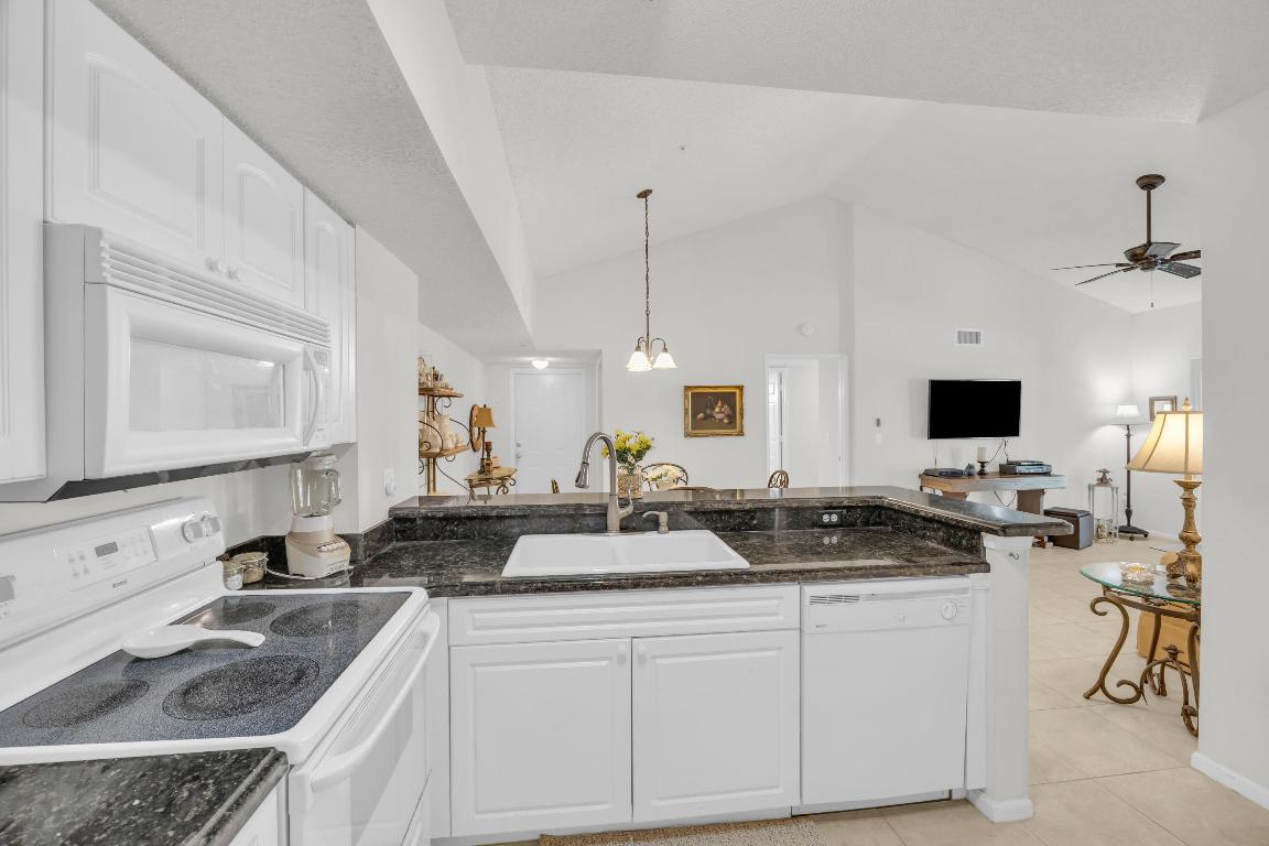 248 Village Boulevard 3202