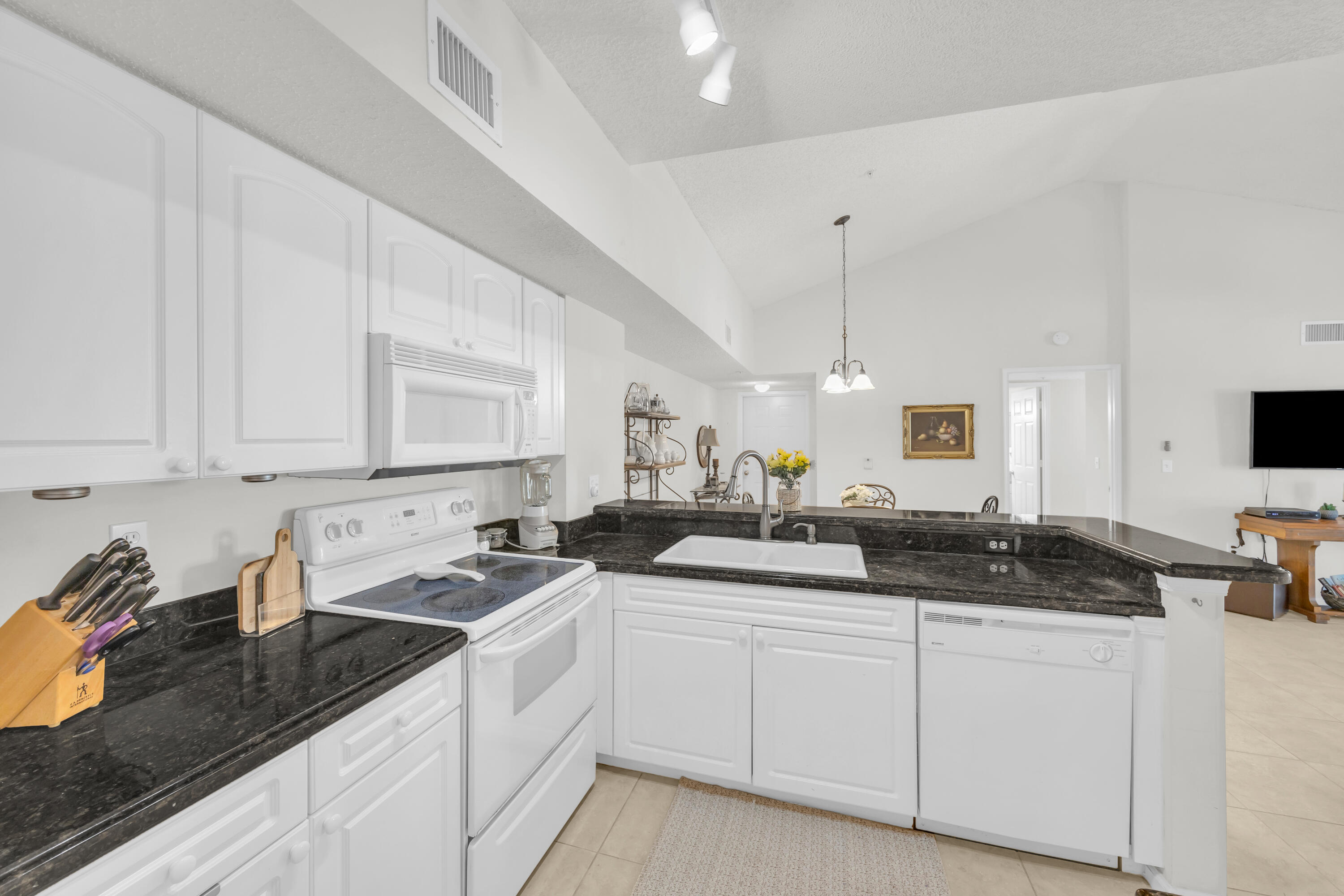 248 Village Boulevard 3202