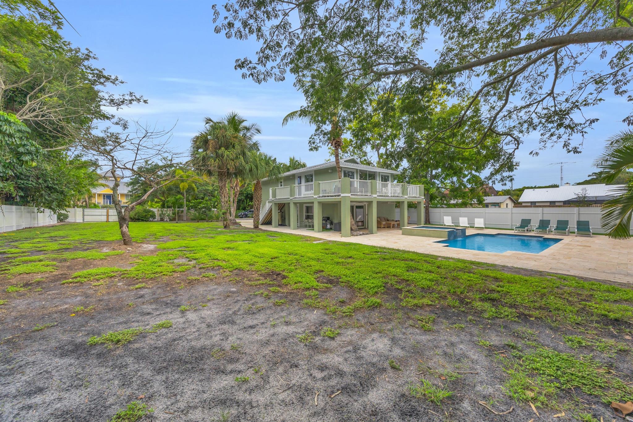 10869 SE Linden Street