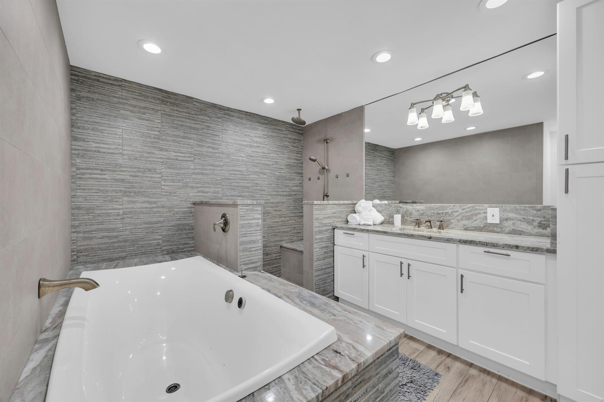 10869 SE Linden Street