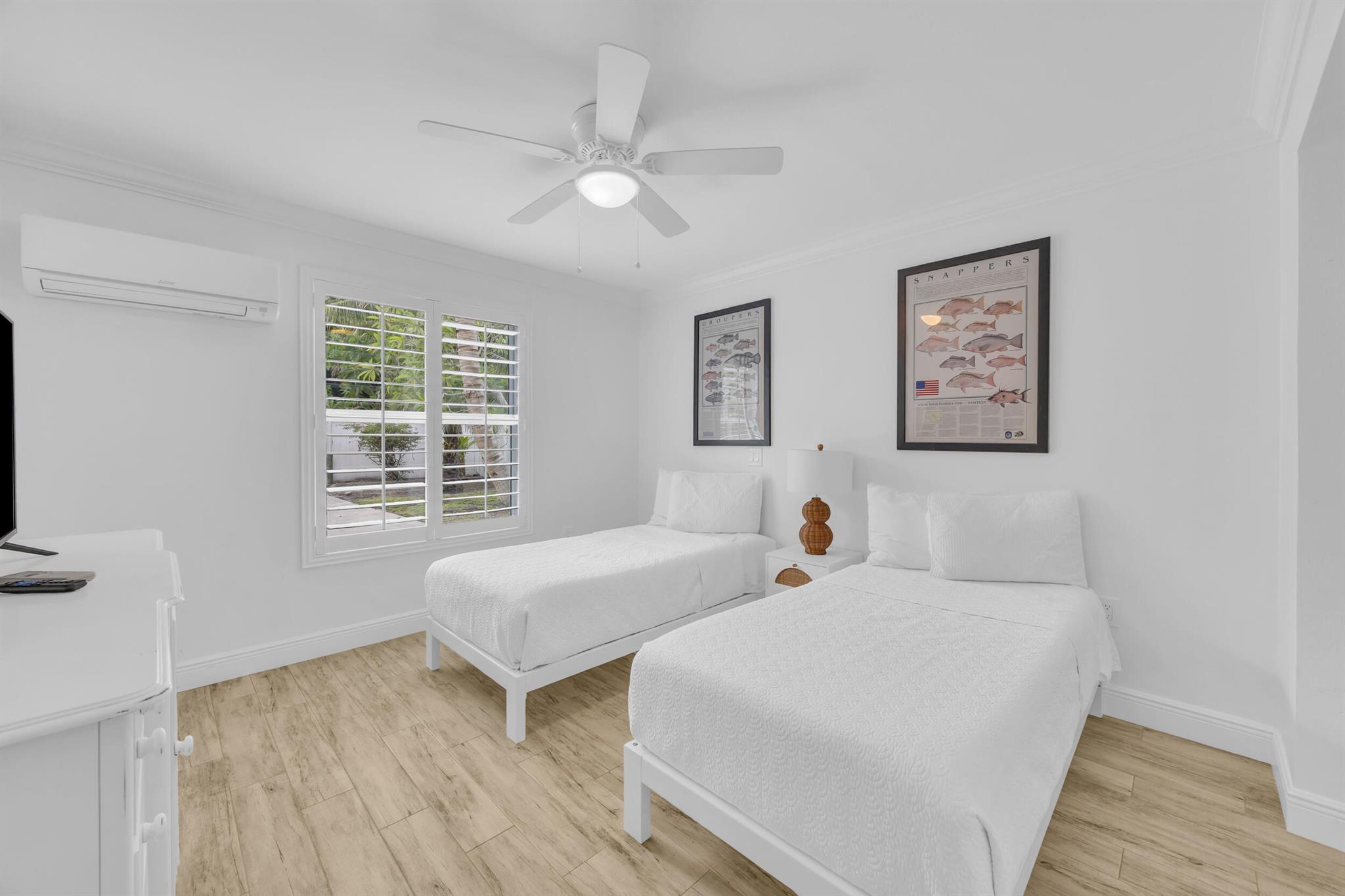 10869 SE Linden Street