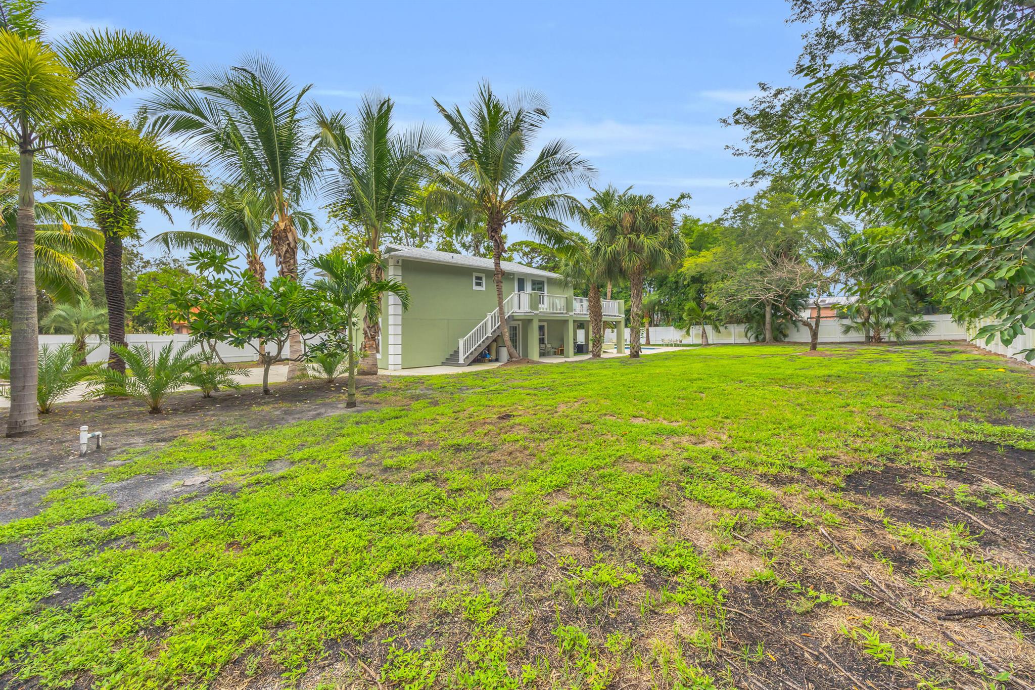 10869 SE Linden Street