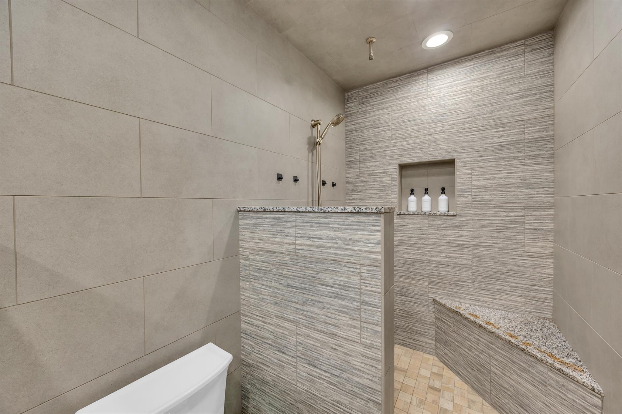 10869 SE Linden Street