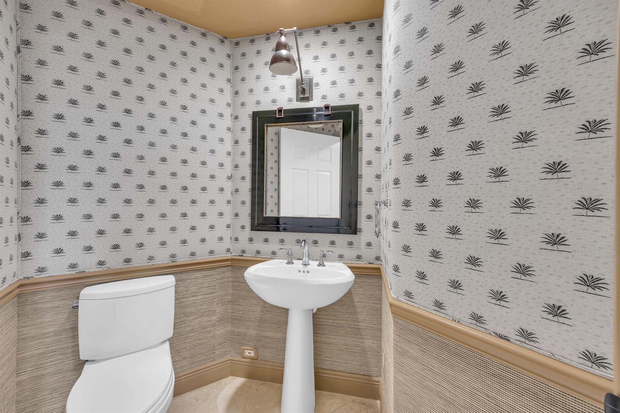 340 S Us Highway 1 408 408