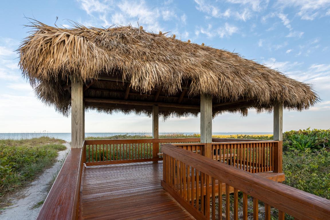 5163 N Highway A1a 216