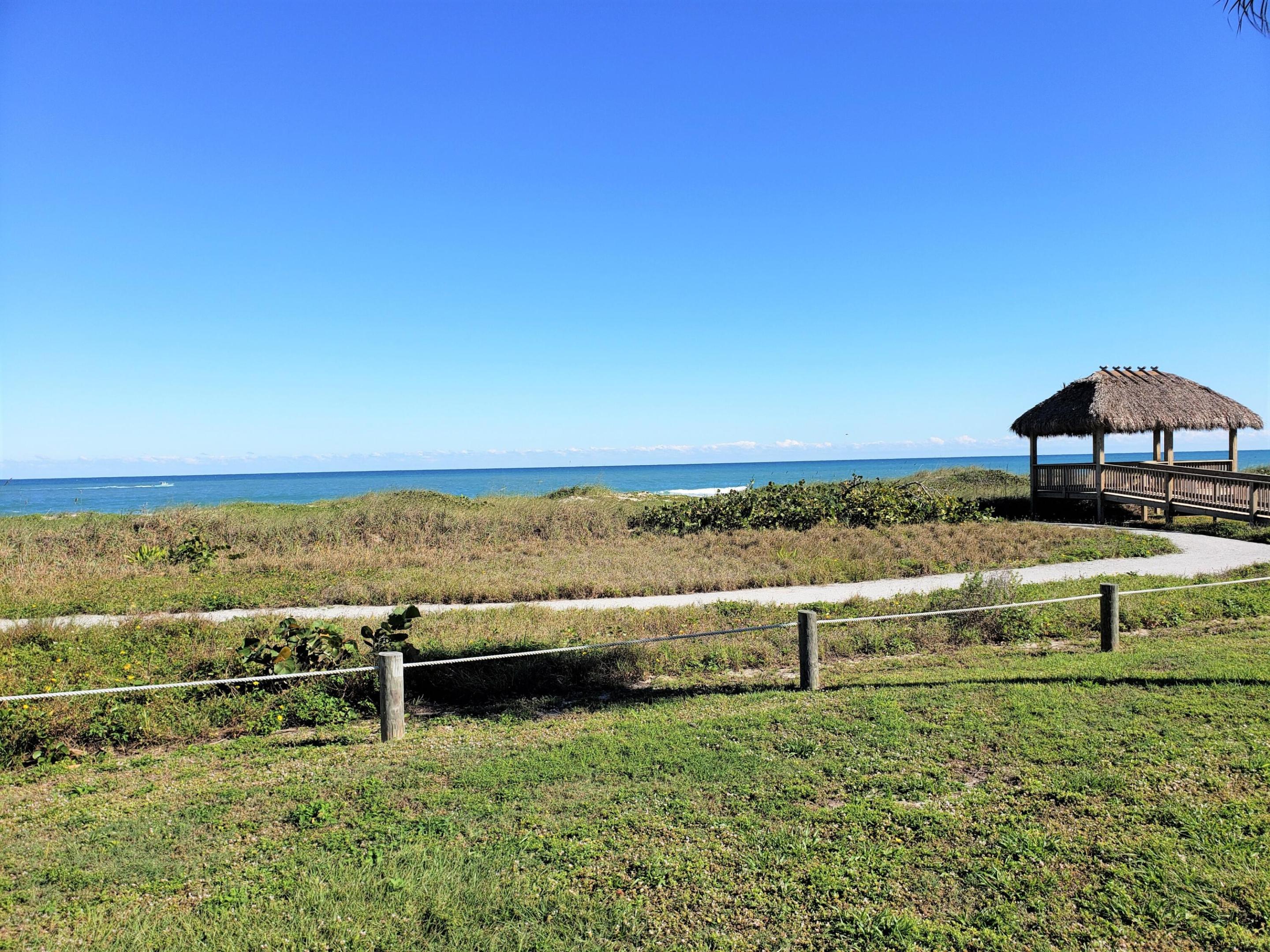 5163 N Highway A1a 216