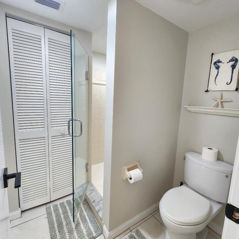 5163 N Highway A1a 216