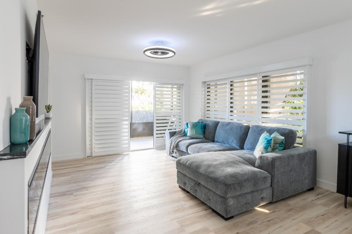 5163 N Highway A1A 120