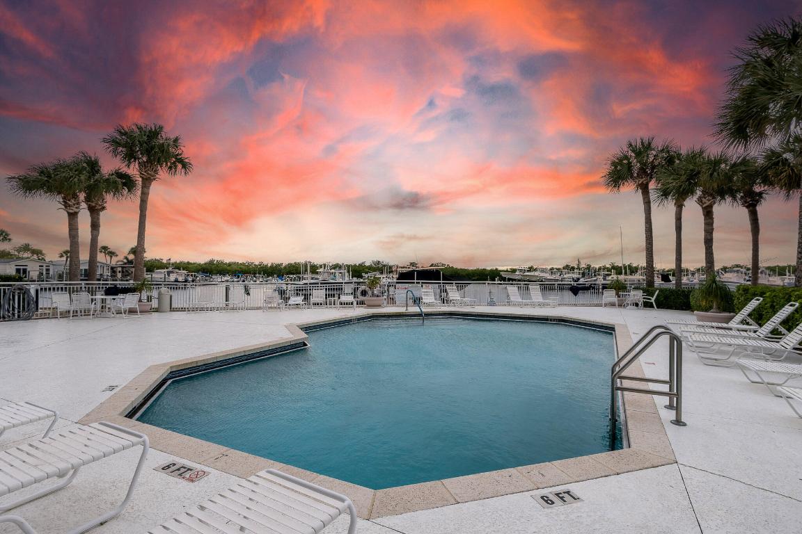 5163 N Highway A1A 120