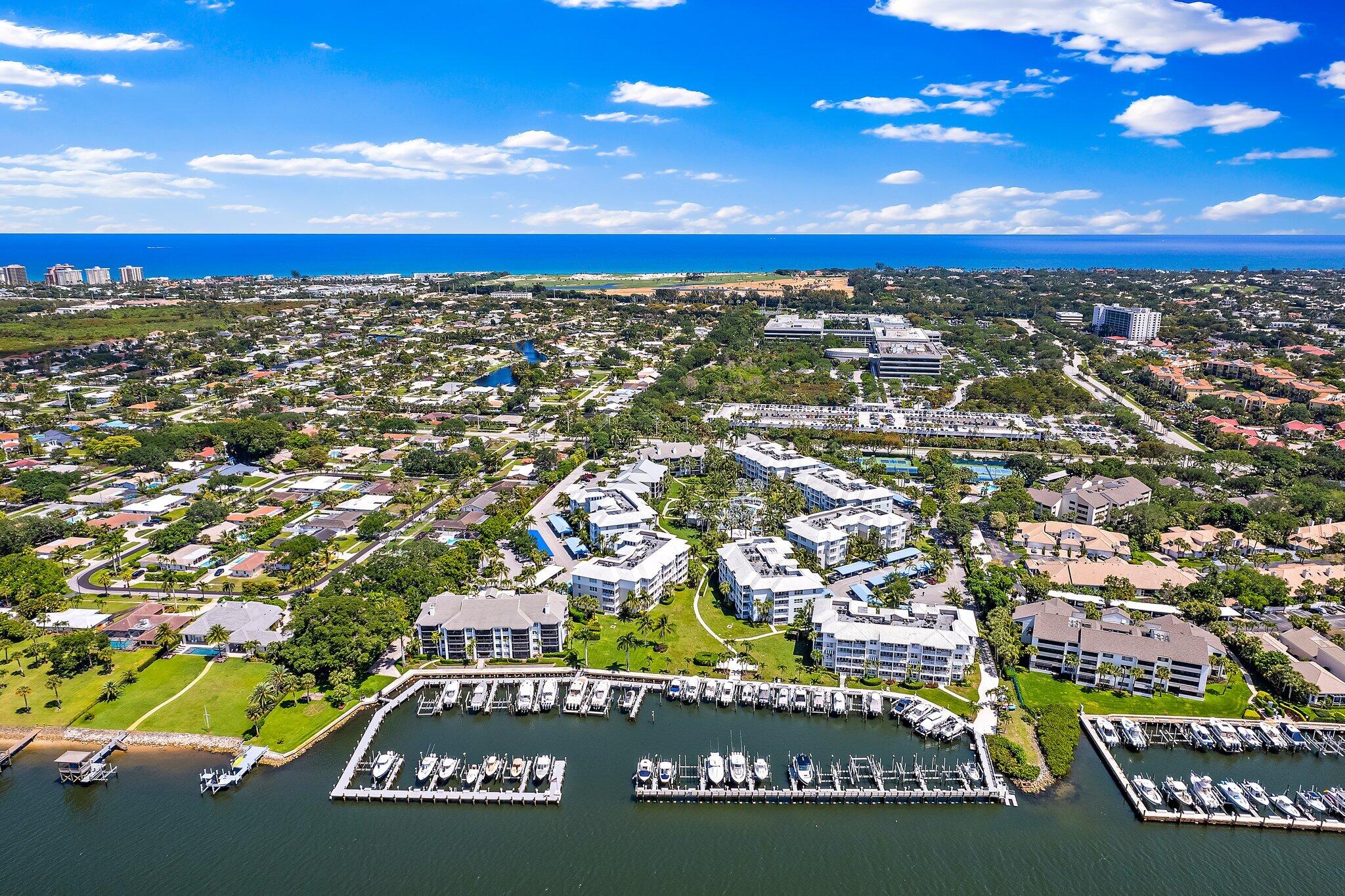 411 Bay Colony Drive N & Slip #32